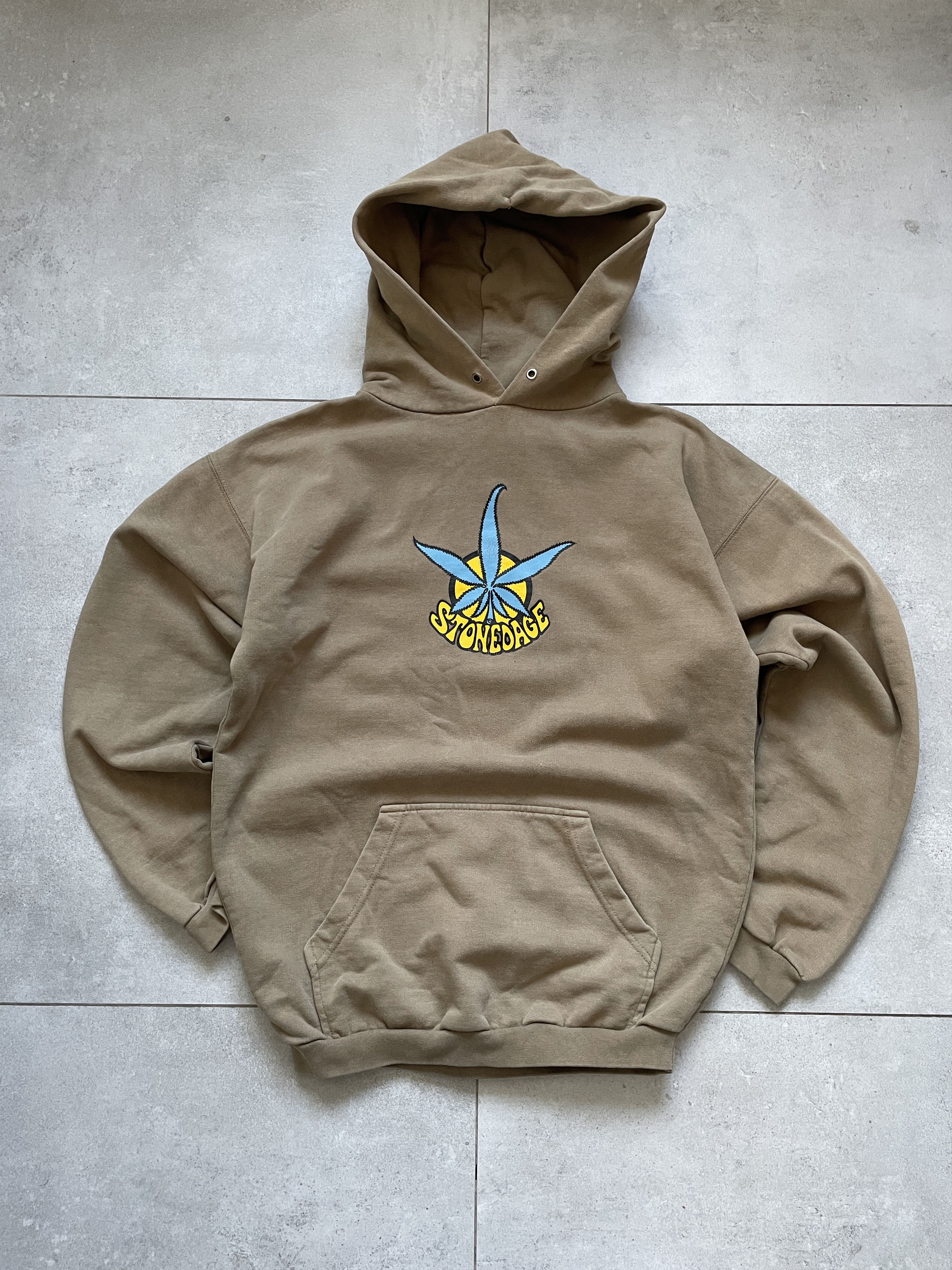 Vintage VINTAGE 90S STONEDAGE STONED GANJA BEIGE BOXY HOODIE Size US M / EU 48-50 / 2 - 1 Thumbnail