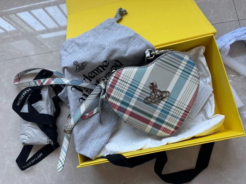 Vivienne Westwood Vivienne Westwood size os Love Bags Size ONE SIZE - 2 Thumbnail