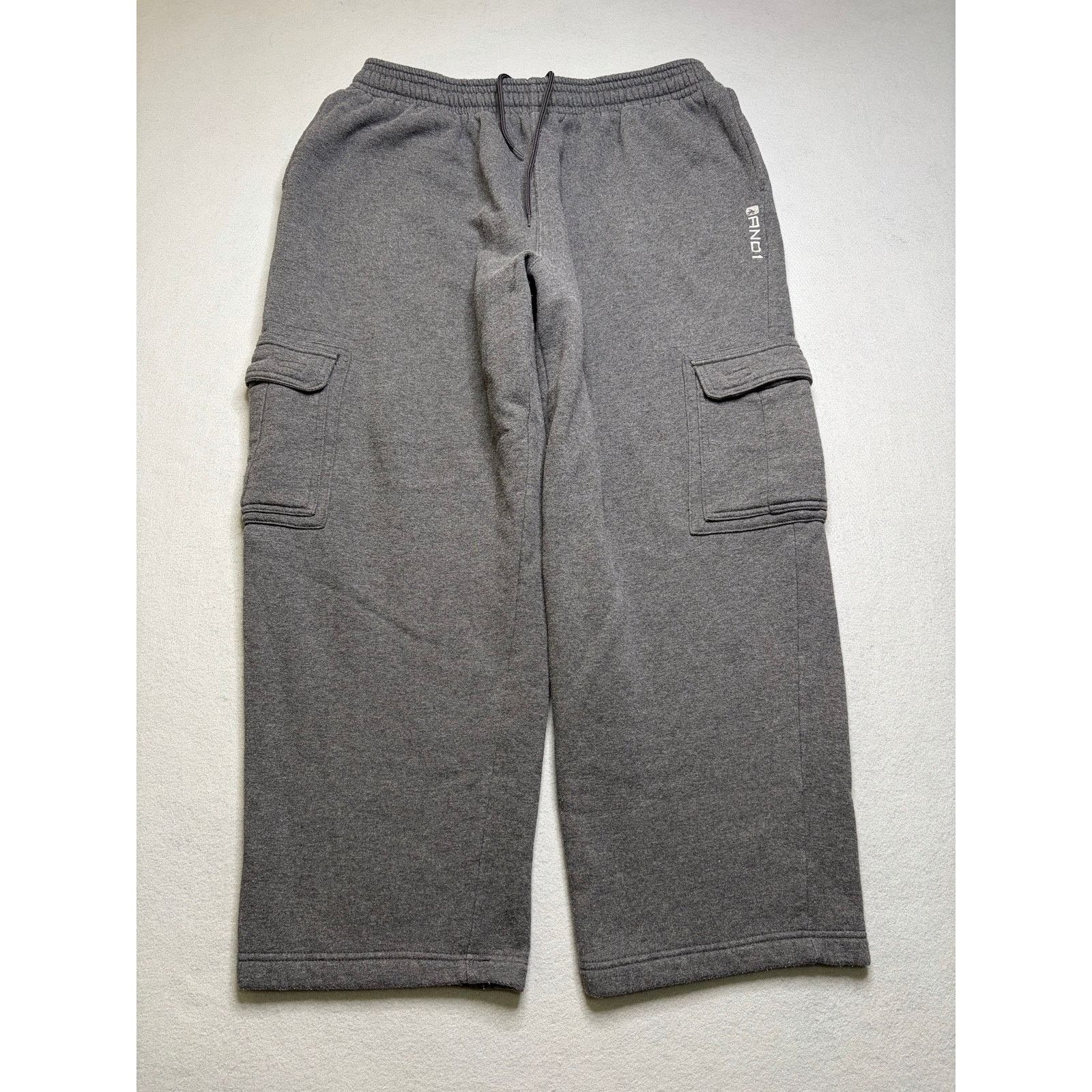 Other AND1 Men’s Cargo Sweatpants XL Gray Fleece Athletic Size US 36 / EU 52 - 1 Thumbnail