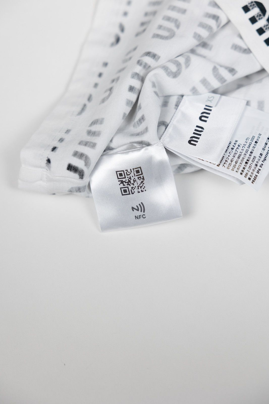 Miu Miu Miu Miu Logo Print Tee Size XS / US 0-2 / IT 36-38 - 6 Thumbnail