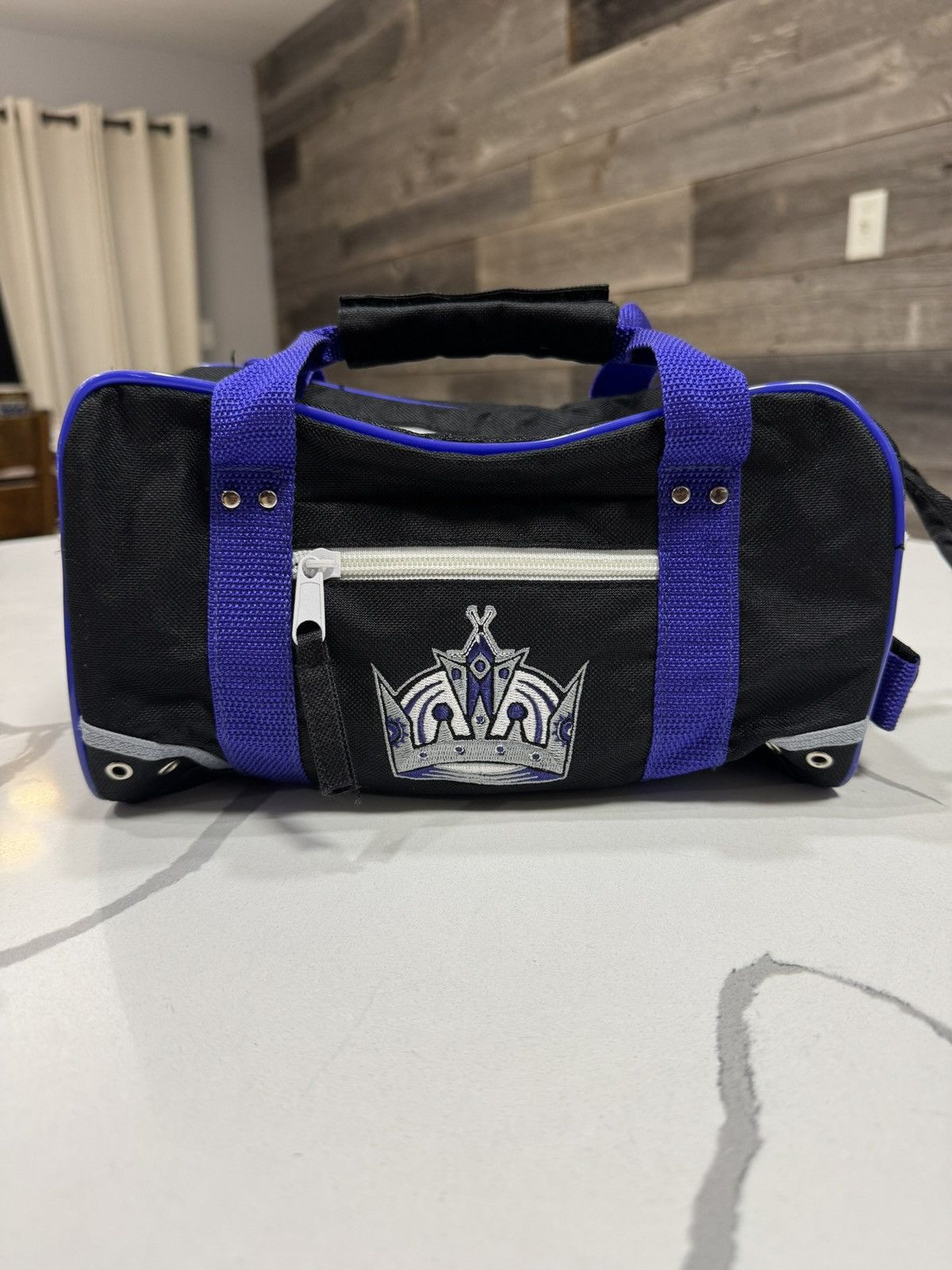 NHL Los Angeles Kings Ultimate Sports Kit NHL Toiletry Bag Size ONE SIZE - 3 Thumbnail