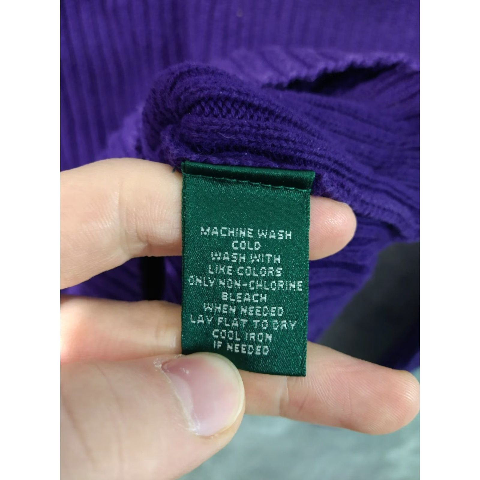 Ralph Lauren Ralph Lauren Sweater Womens Medium Purple Buttons Ribbed Mock Neck Gold Hardware Size M / US 6-8 / IT 42-44 - 6 Thumbnail