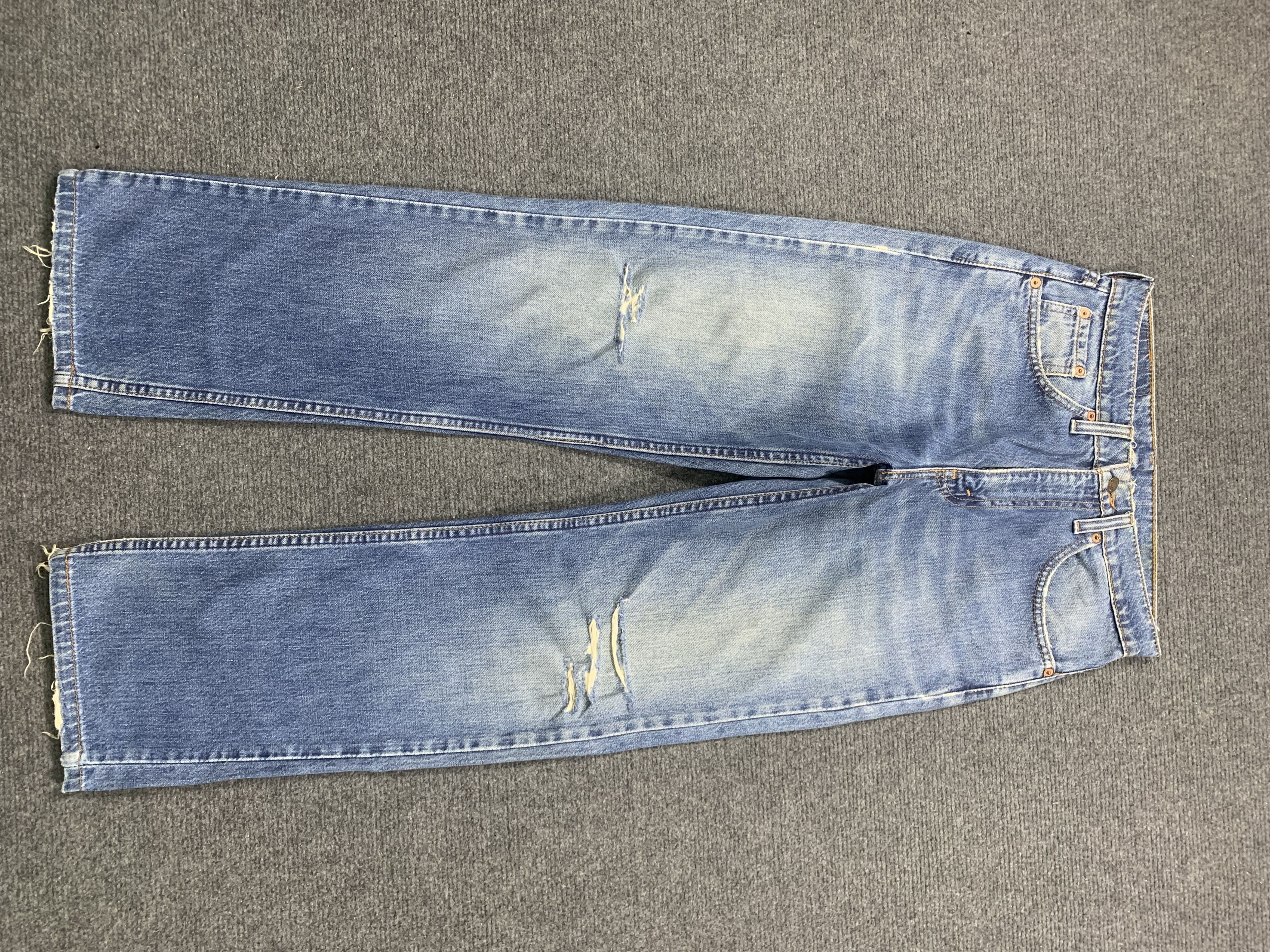 image of 90's Levis 519 Faded Blue Jeans in Blue Denim, Men's (Size 29)