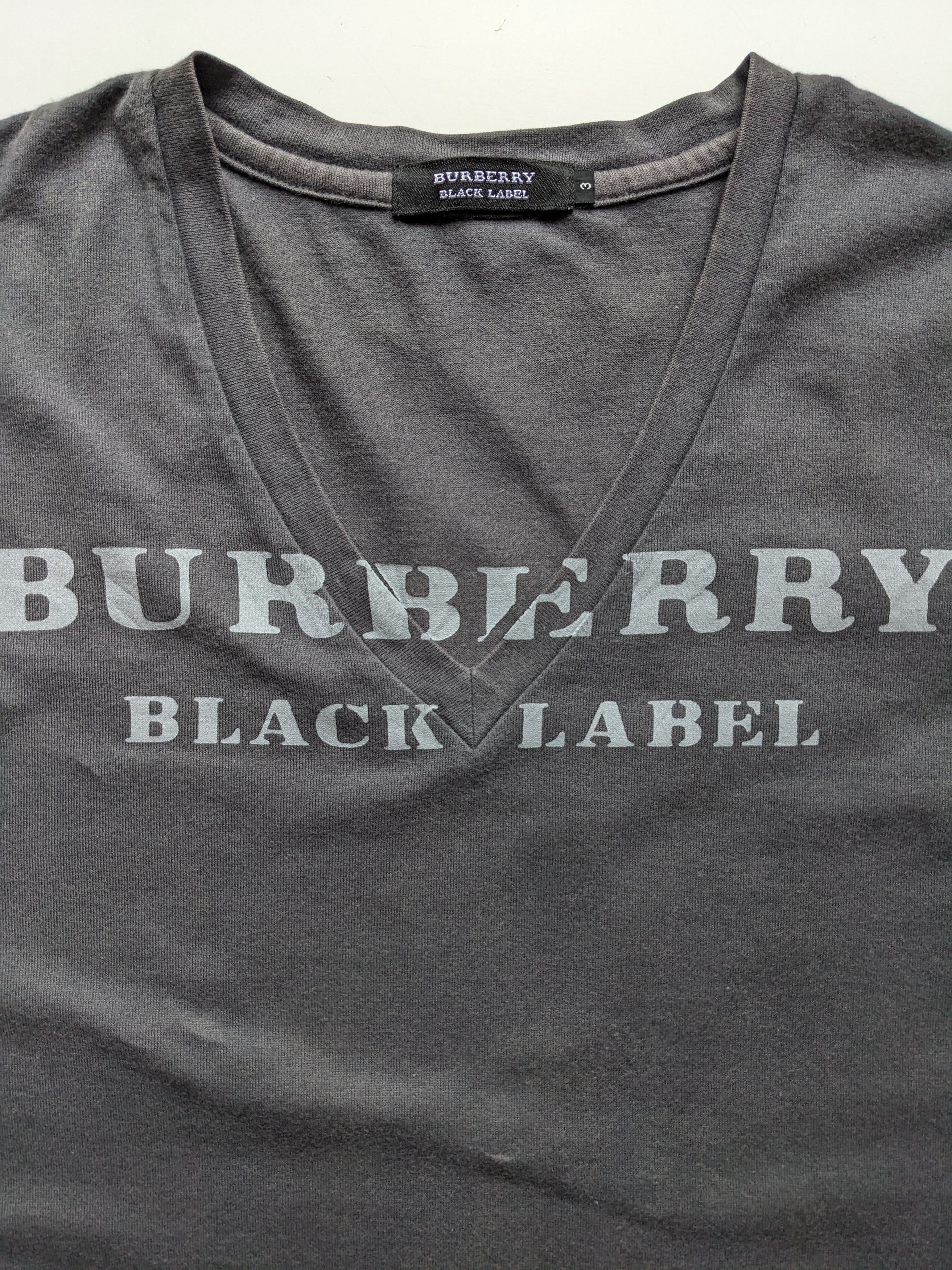Burberry Burberry Black Label V neck tee Size US L / EU 52-54 / 3 - 2 Thumbnail