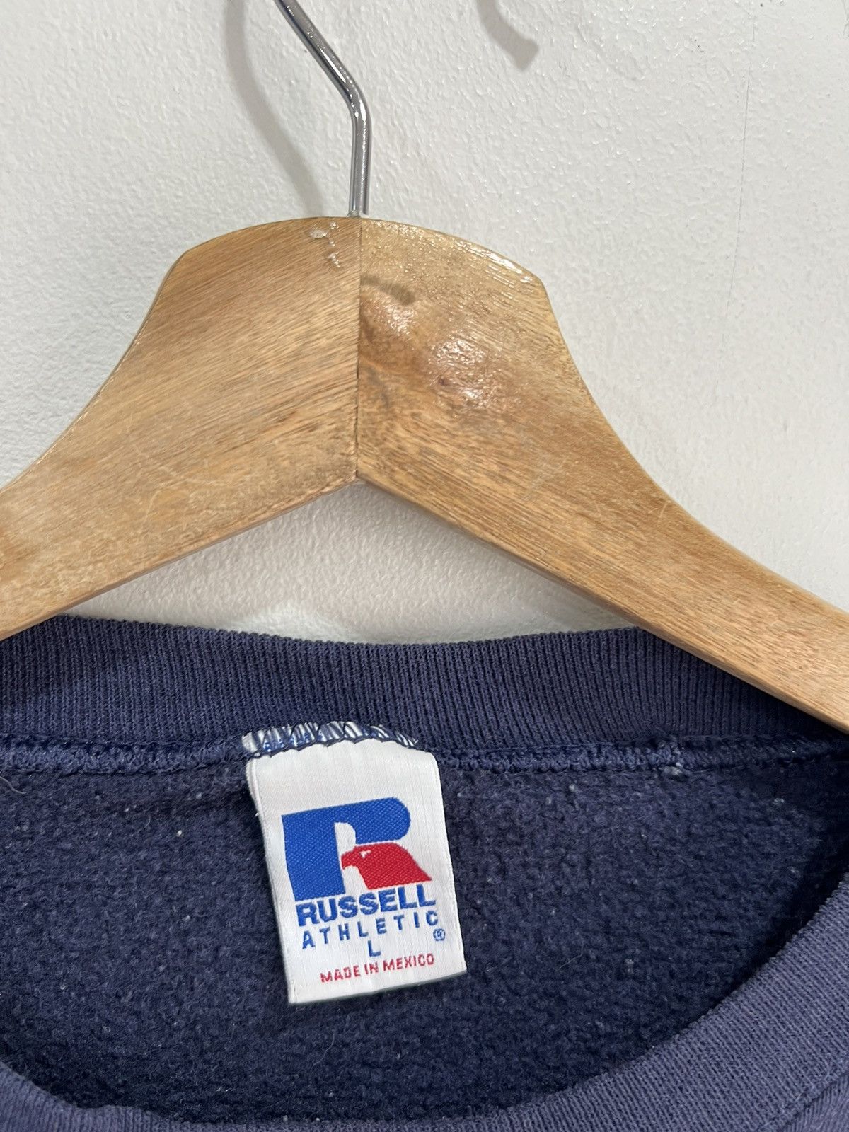 Vintage Vintage Russell Athletic Sweater sweatshirt Size US L / EU 52-54 / 3 - 3 Thumbnail