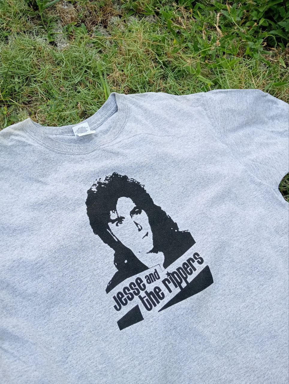 Band Tees Vintage Jesse and The Rippers Tees - Size L Size US L / EU 52-54 / 3 - 3 Thumbnail