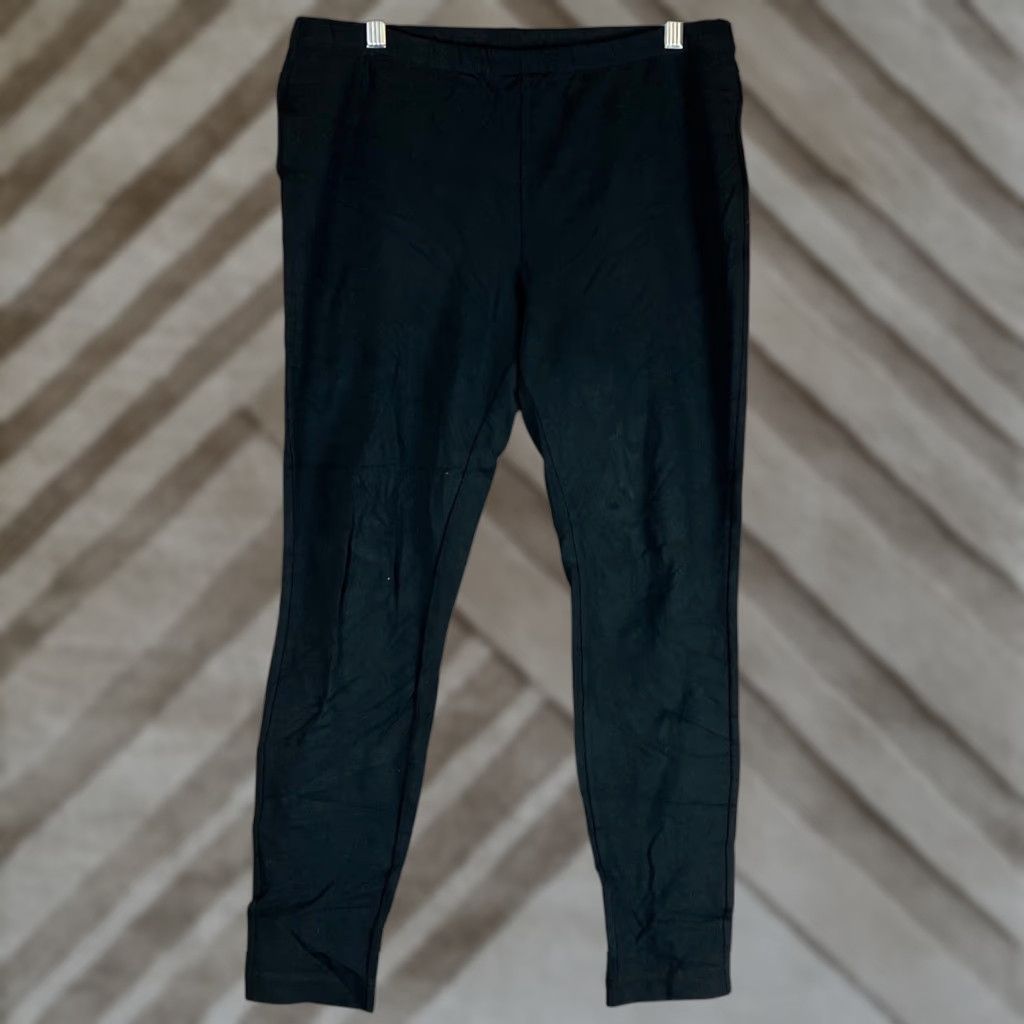 Talbots Talbots Black Petite Pull On Mid Rise Slim Straight Leg Stretch Pants Womens PM Size 24" / US 00 / IT 34 - 1 Thumbnail