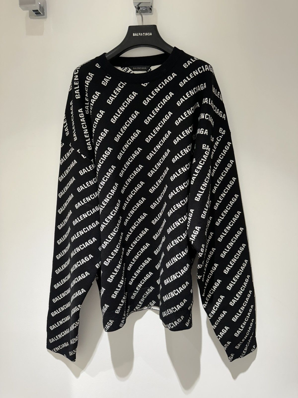 Balenciaga Balenciaga Balenciaga Logo Knit Sweater Size US L / EU 52-54 / 3 - 1 Thumbnail