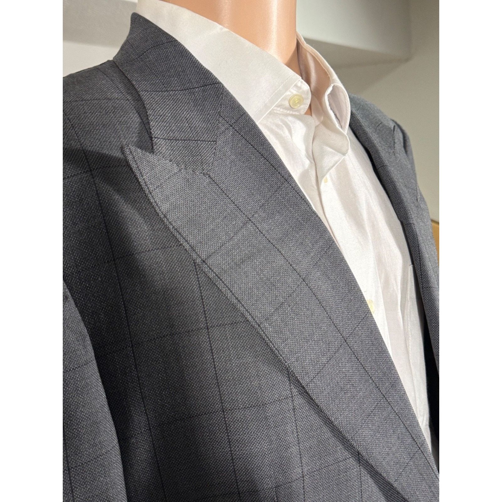 Tom Ford Tom Ford Gray Windsor Wool Silk Windowpane Peak Blazer 42R Size 42R - 2 Thumbnail