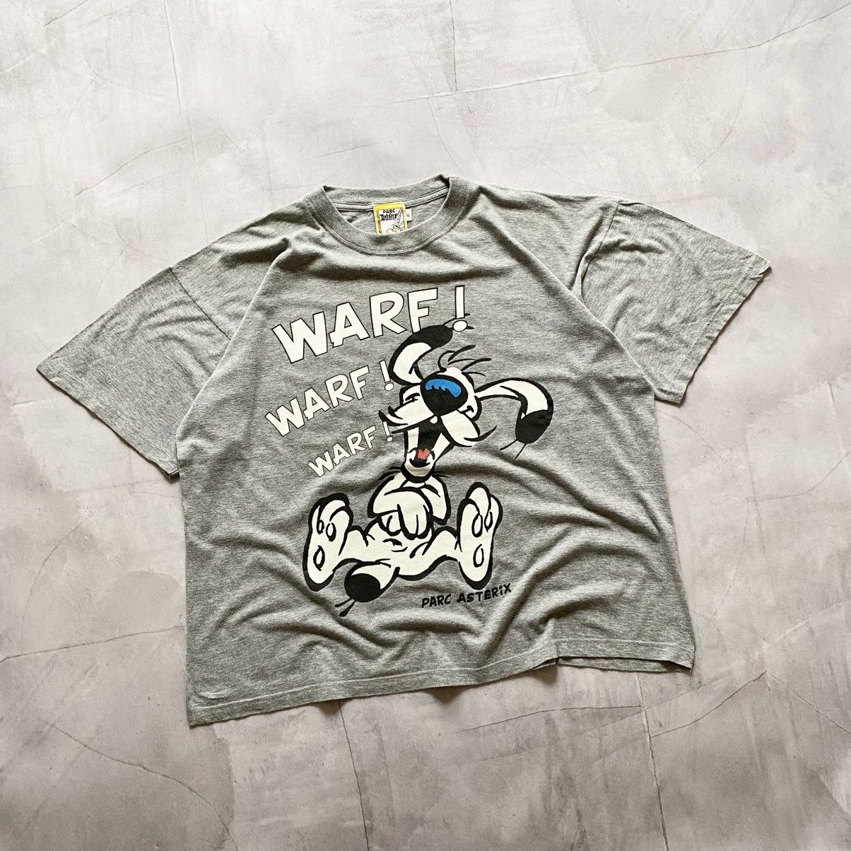 Anime × Vintage Rare 1995 Parc Asterix Dog “Warf!” Big Logo Cartoon T-shirt Size US XL / EU 56 / 4 - 1 Thumbnail