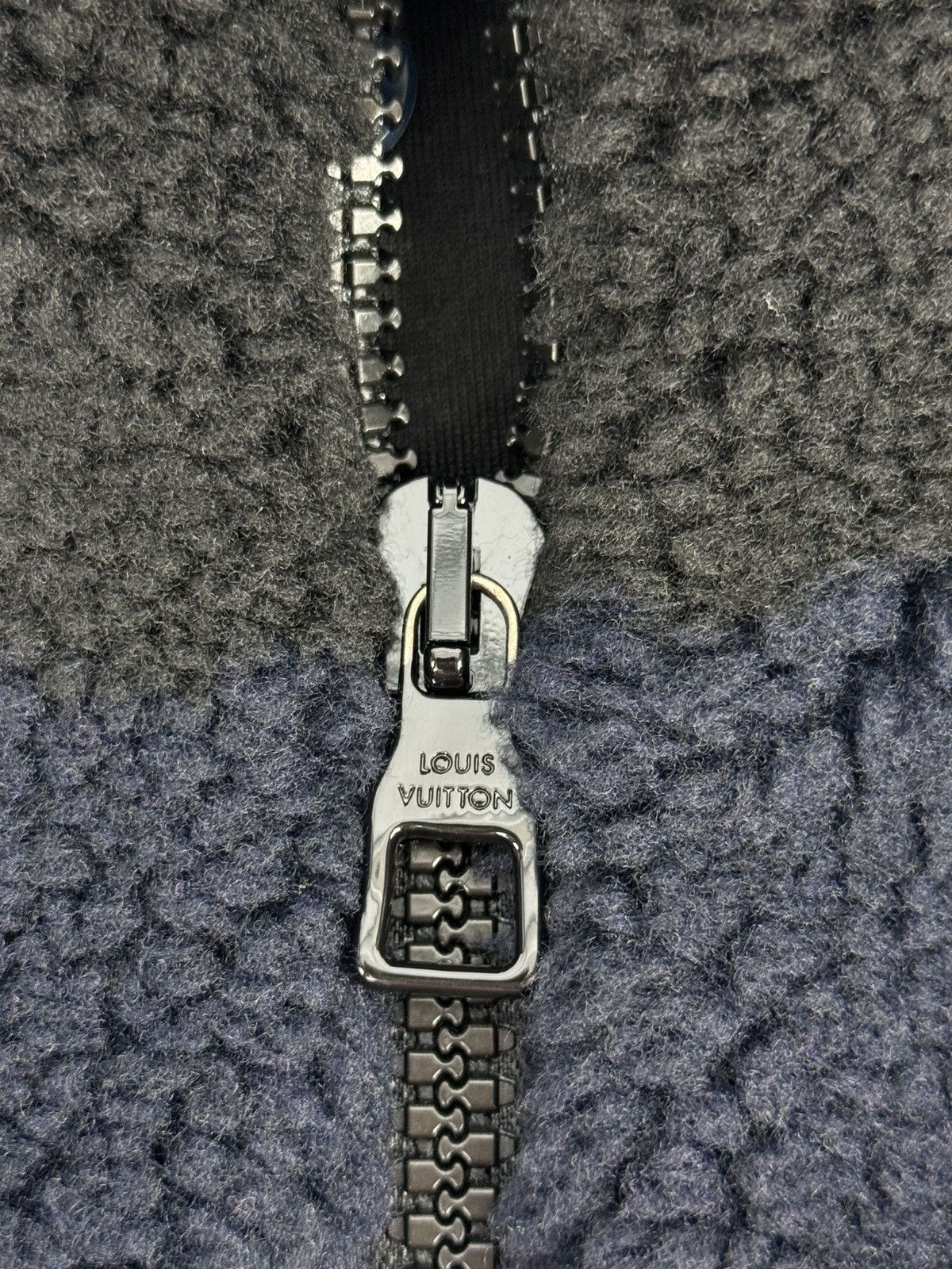 Louis Vuitton LV MADE PATCH DEMIER PRINT FLEECE JACKET 1A9M86 Size US M / EU 48-50 / 2 - 6 Thumbnail