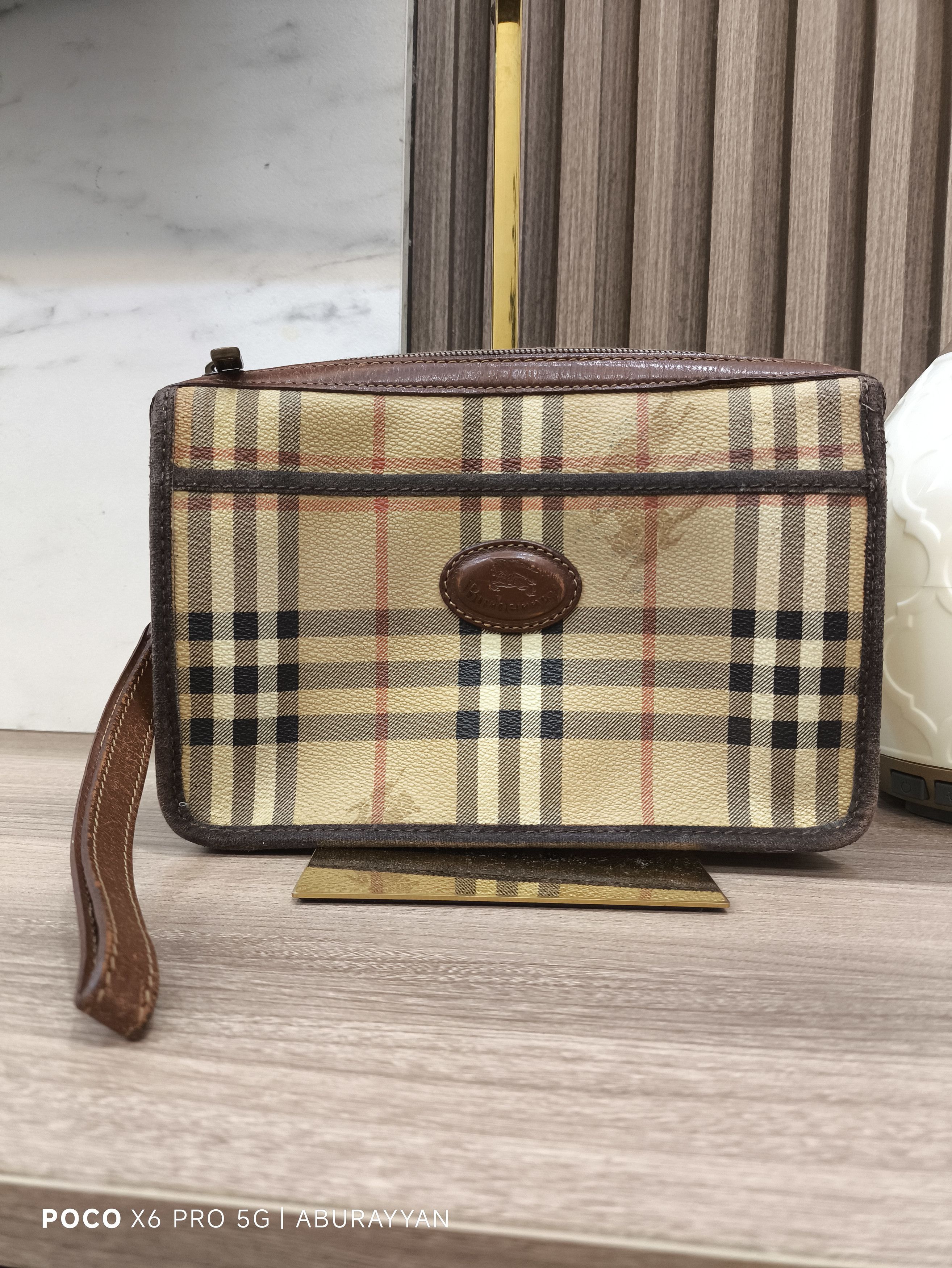 Burberry Burberrys Nova Clutch Brown Canvas Bag Size ONE SIZE - 1 Thumbnail