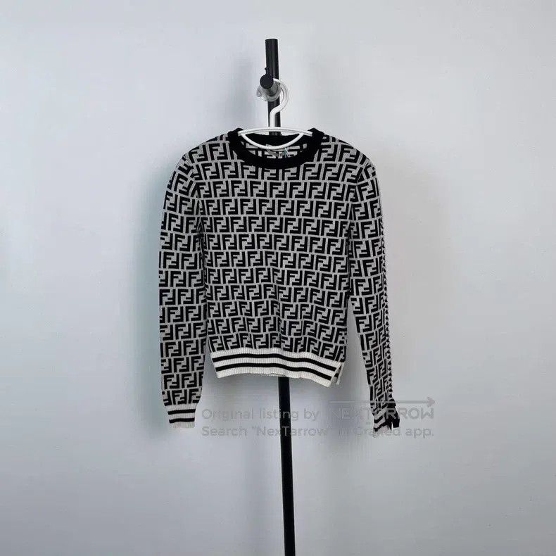 Fendi Fendi Black and white color-blocked cotton sweater Size XS / US 0-2 / IT 36-38 - 1 Thumbnail