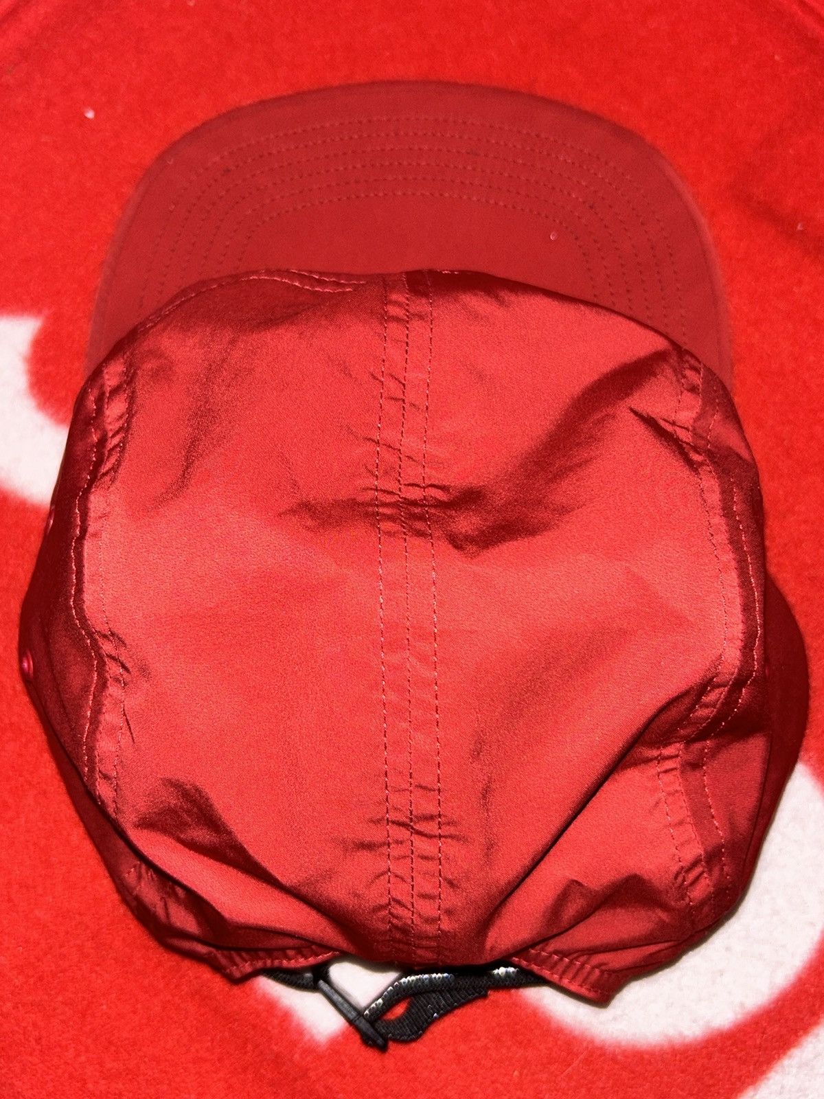 Supreme Supreme Holographic Logo Camp Cap Red SS19 RARE HAT Size ONE SIZE - 5 Thumbnail