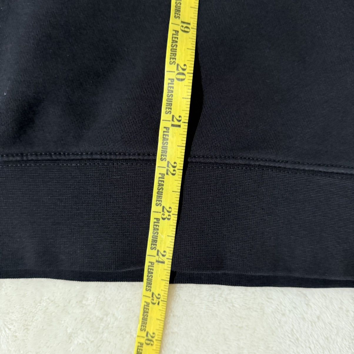 Nike y2k Black Nike Crewneck Sweatshirt Size US S / EU 44-46 / 1 - 5 Thumbnail