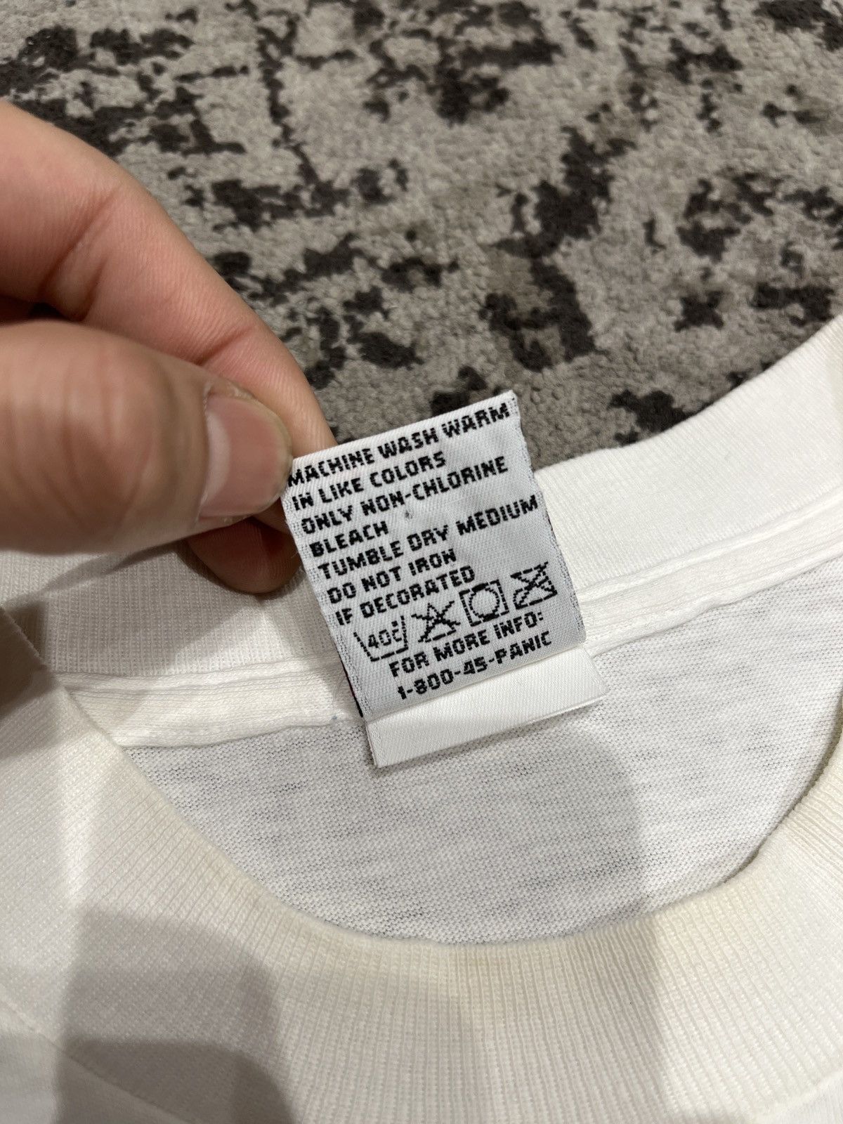Vintage Vintage 90’s Don’t Panic Size US L / EU 52-54 / 3 - 7 Thumbnail