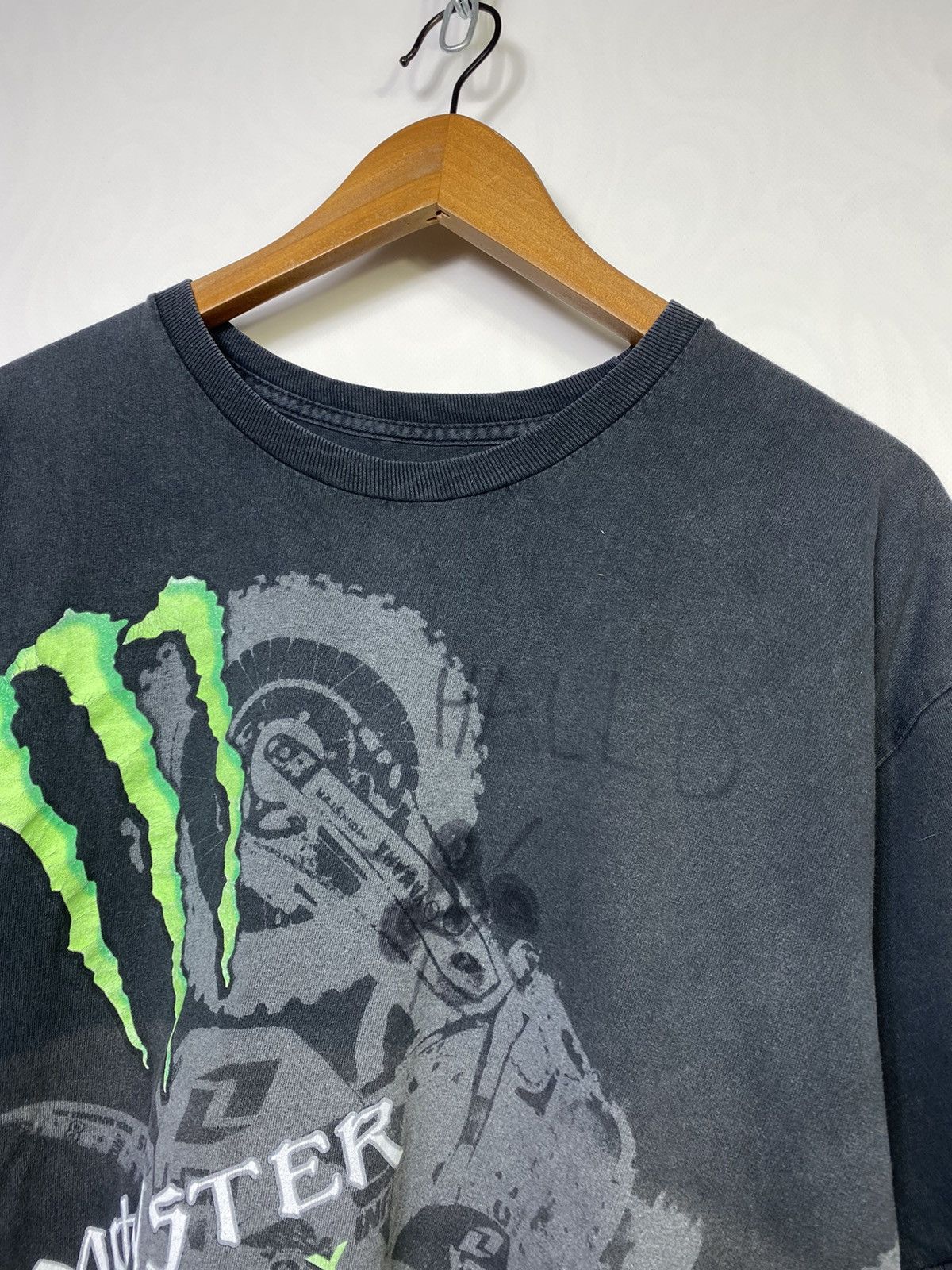 Yamaha Vintage Monster Energy Yamaha Distressed Licensed T-shirt Size US XL / EU 56 / 4 - 9 Thumbnail