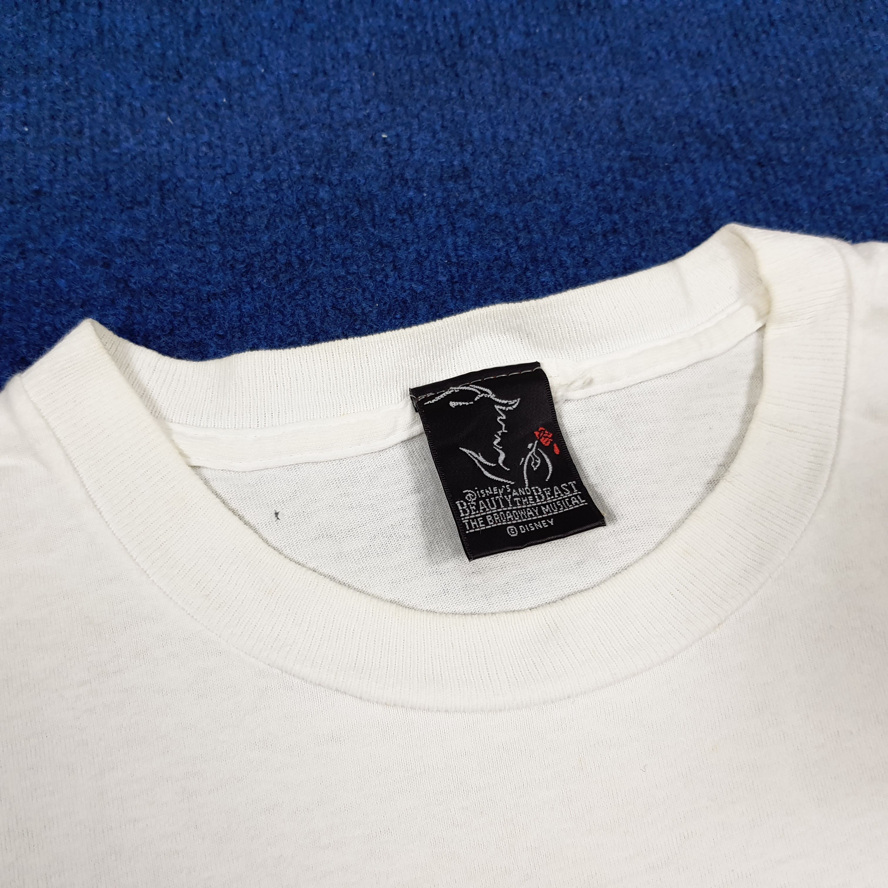 Disney × Vintage Vintage Disney's Beauty and the Beast Musical T-shirt Size US M / EU 48-50 / 2 - 4 Thumbnail