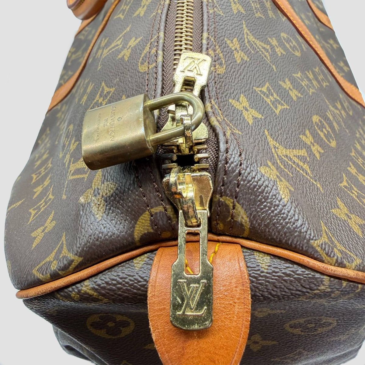 Louis Vuitton Louis Vuitton Keepall 55 Bandouliere Bag Size ONE SIZE - 6 Thumbnail