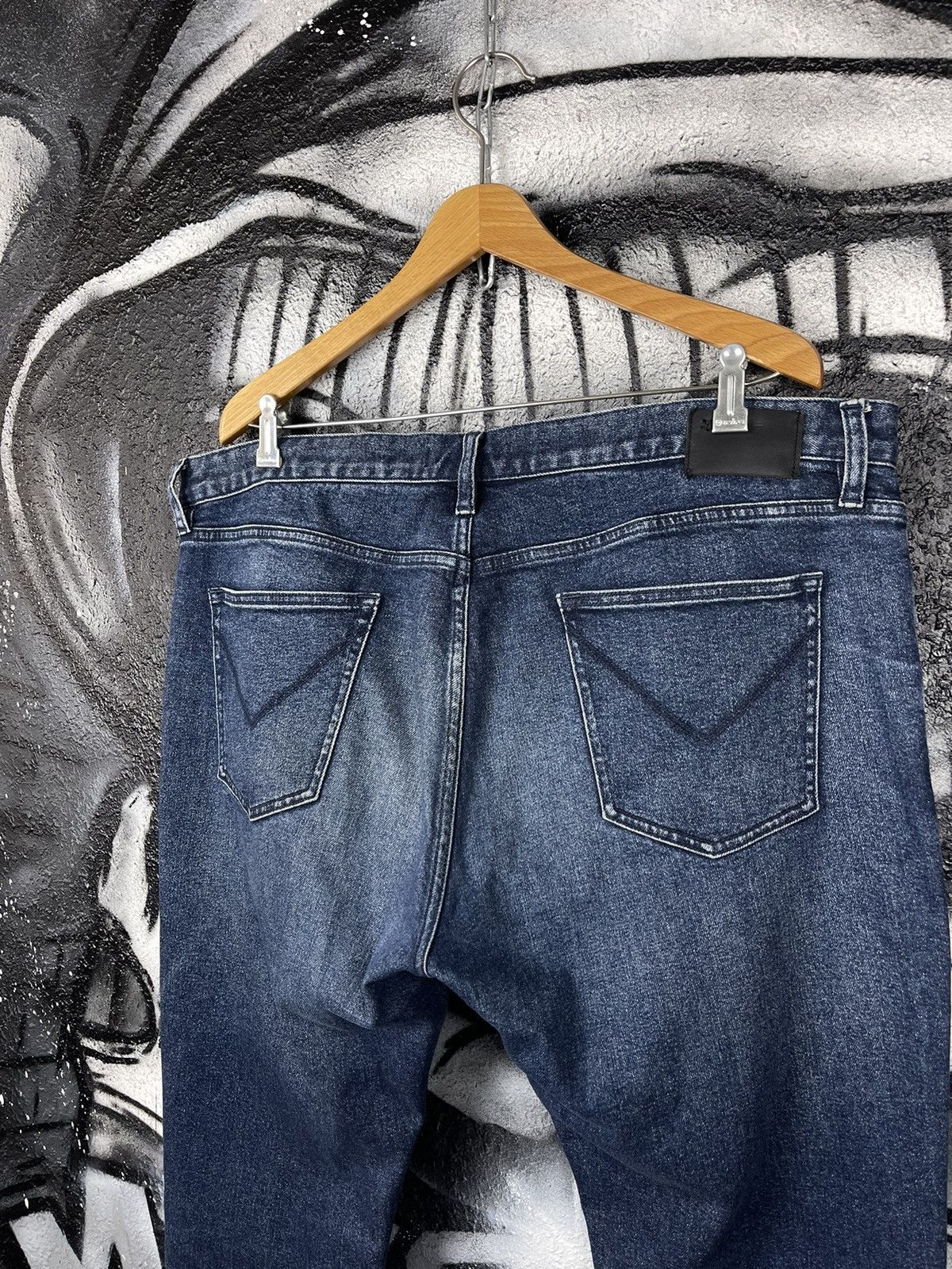 John Varvatos John Varvatos Bowery Slim Straight Jeans Men’s Size 38 Size US 38 / EU 54 - 4 Thumbnail