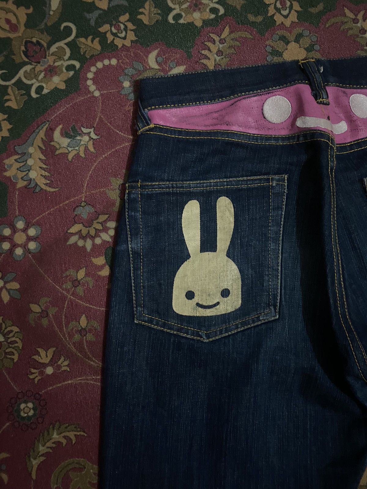 Designer × Japanese Brand × Vintage Cune Japan Distressed Rabbit Printed Denim Pants Size US 30 / EU 46 - 7 Thumbnail