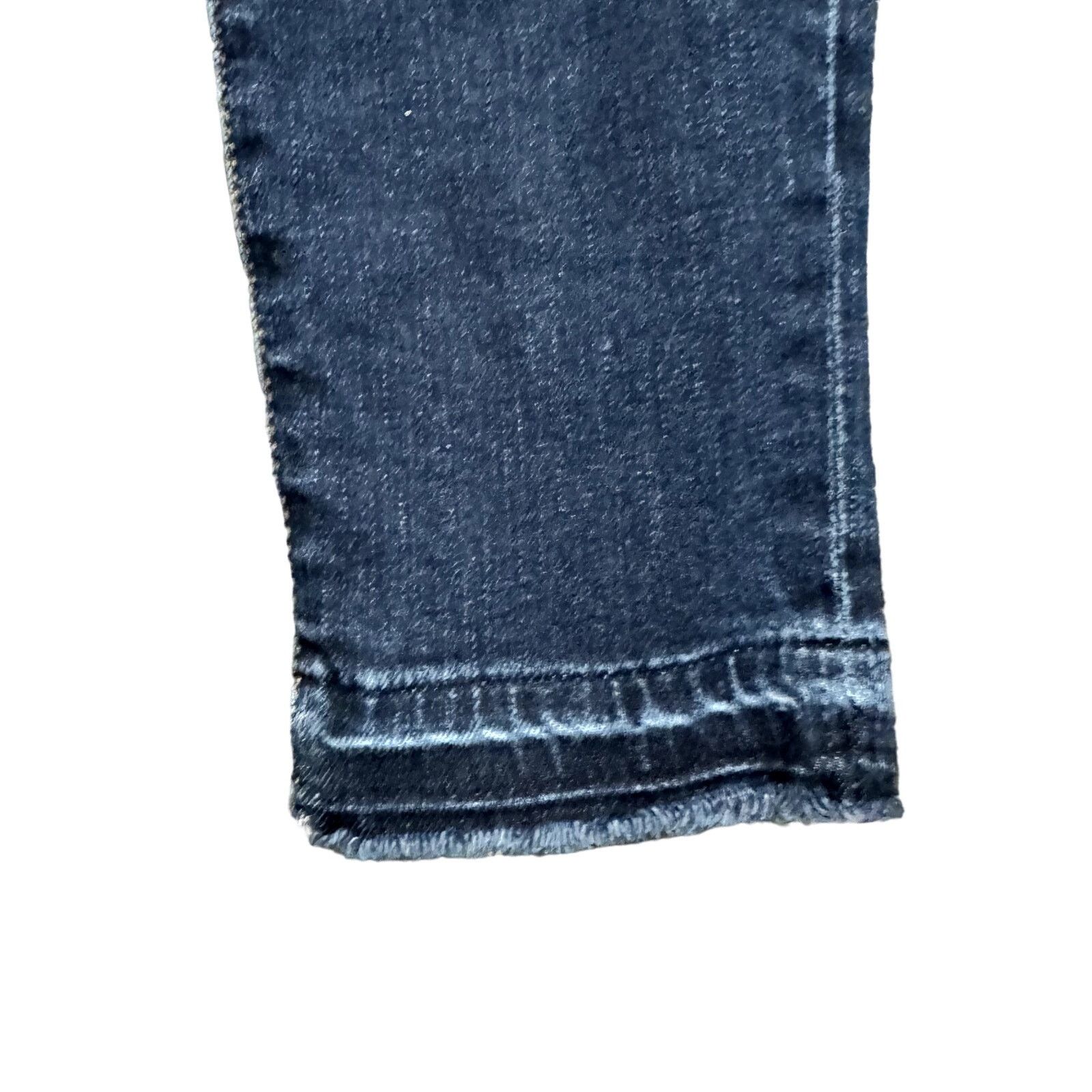 Frame Frame Denim Le Skinny de Jeanne Jeans in Blue, Size 25 Size 25" / US 0 / IT 36 - 4 Thumbnail