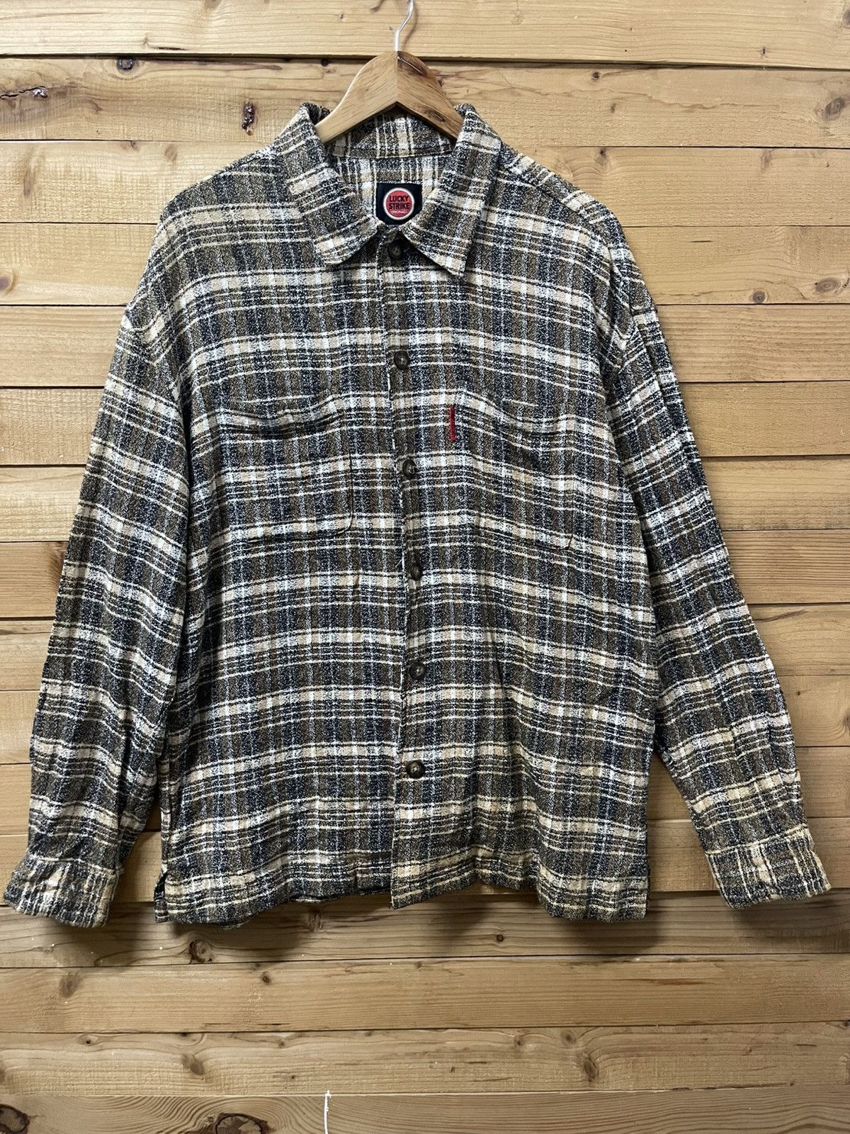 Vintage Vintage 90s lucky strike flannel shirt Size US L / EU 52-54 / 3 - 1 Thumbnail