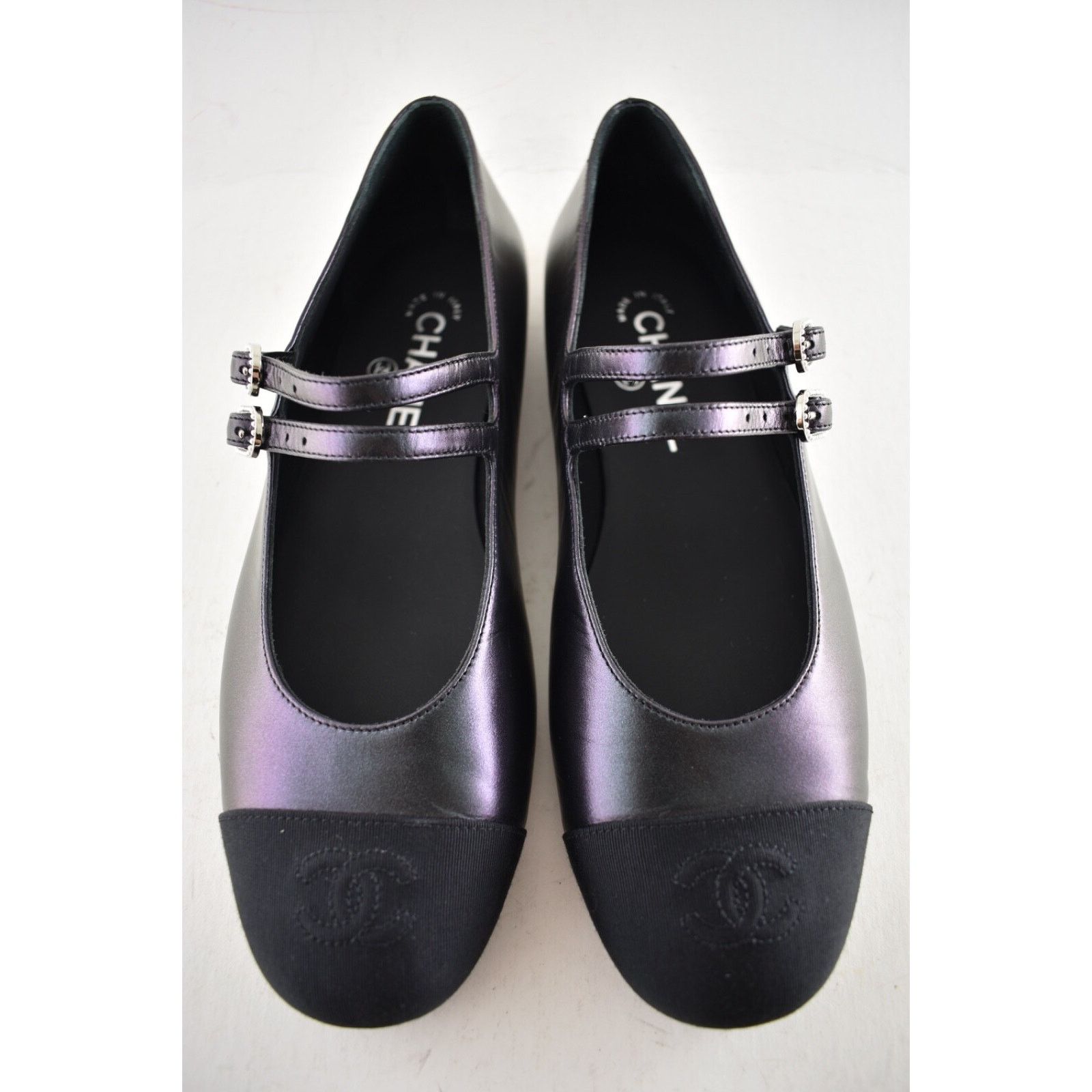 Chanel Chanel 24S Iridescent Black Double Strap Pearl CC Logo Size US 8 / IT 38 - 9 Thumbnail