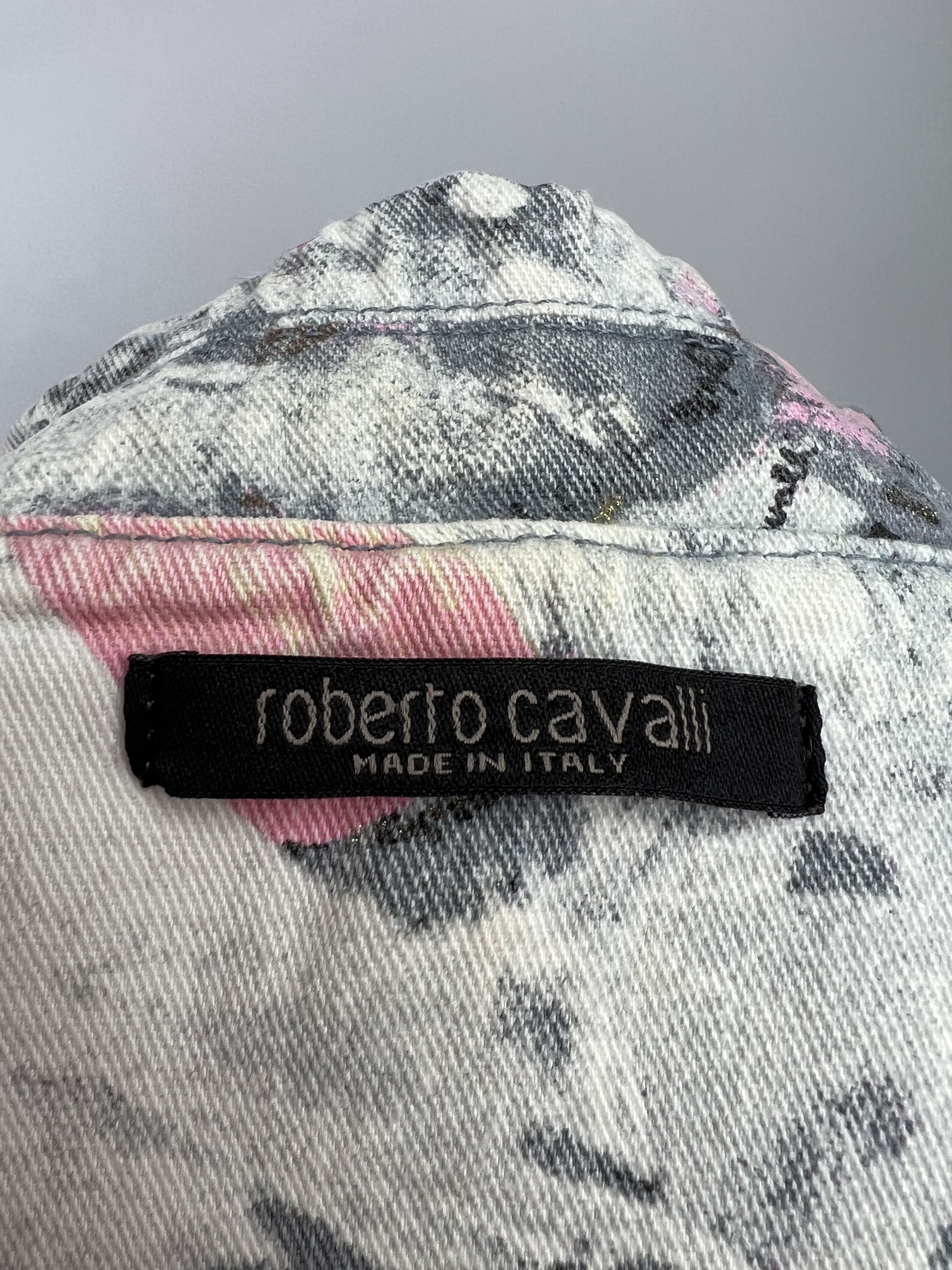 Roberto Cavalli Rare Vintage Roberto Cavalli Printed Denim Jacket Size S/M Size M / US 6-8 / IT 42-44 - 14 Thumbnail