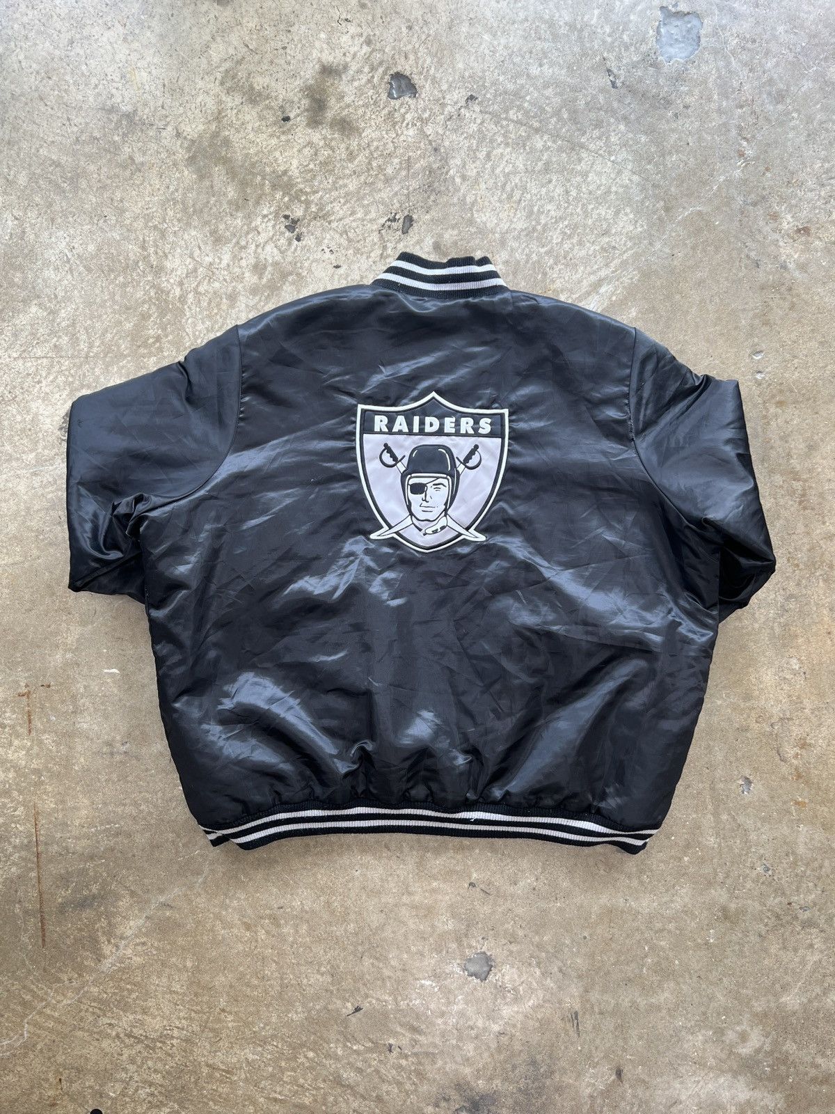 NFL Vintage NFL Raiders Bomber Jacket 4XL Size US XXL / EU 58 / 5 - 5 Thumbnail