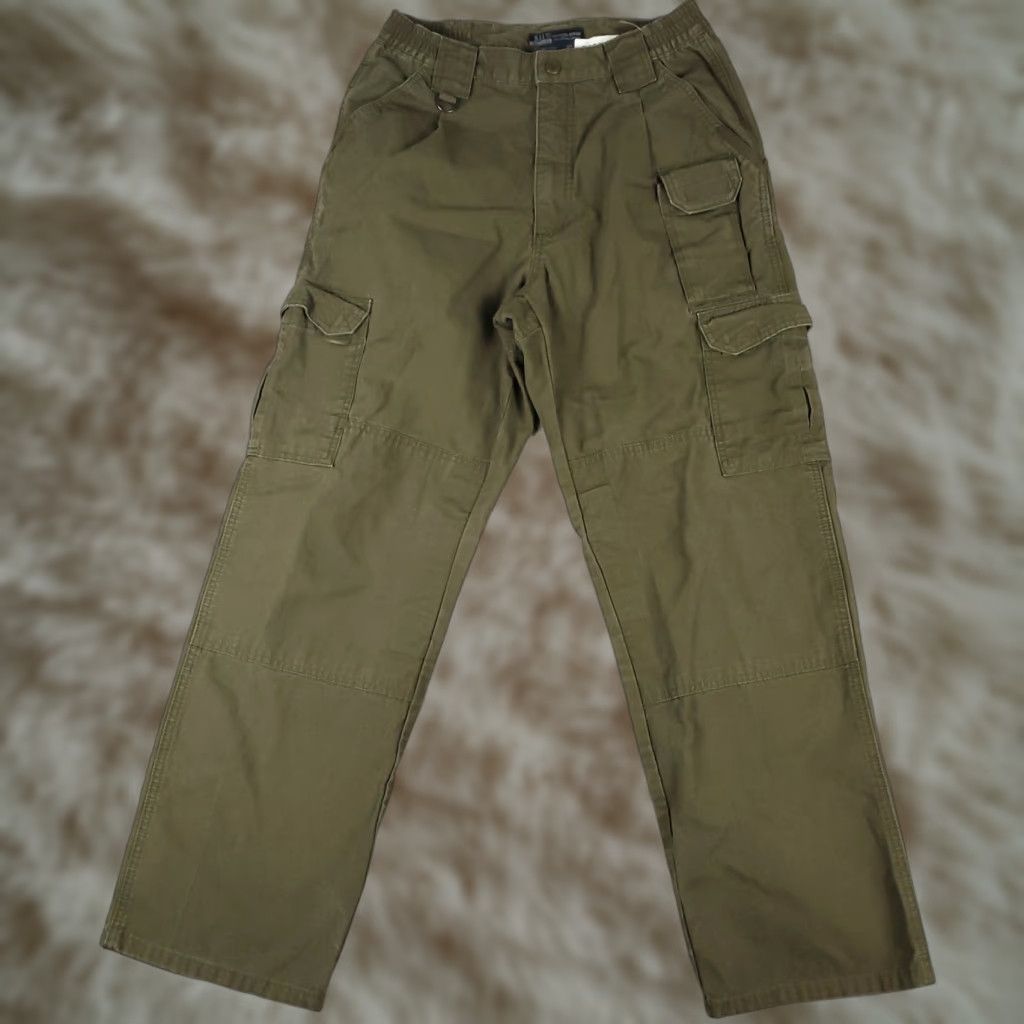 Vintage 5.11 Tactical Pants Mens Size 30x30 Green Cargo Trousers Outdoor Cargo Pocket Straight Regular Size US 30 / EU 46 - 1 Thumbnail