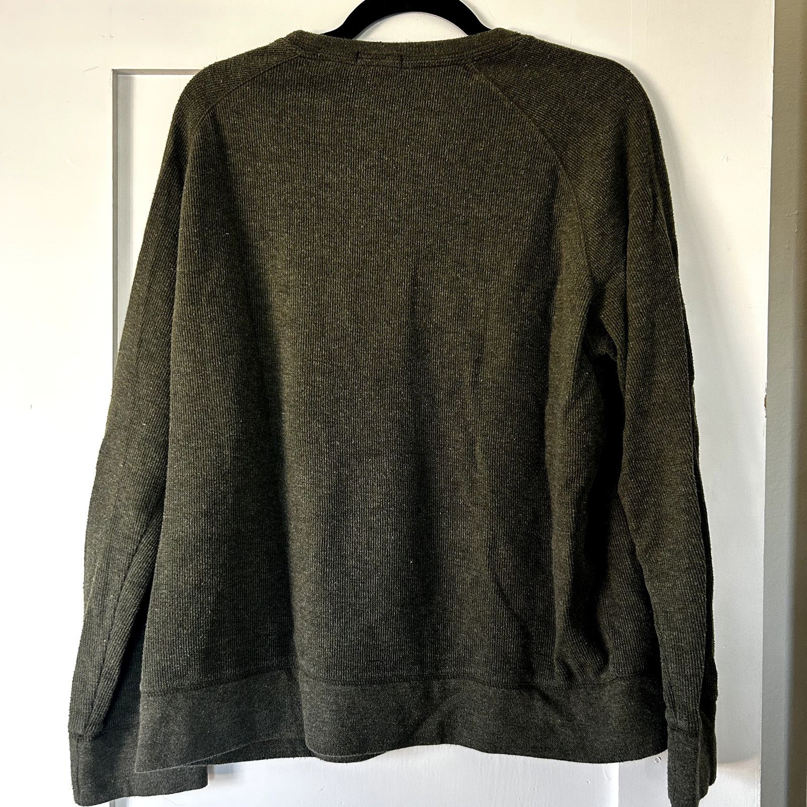 Banana Republic Men's Banana Republic thermal long sleeve shirt bundle Size US L / EU 52-54 / 3 - 7 Thumbnail