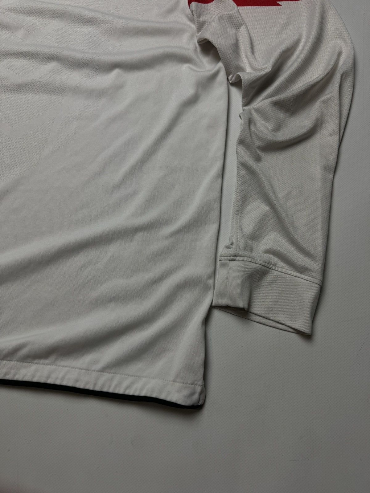 Nike × Vintage Rare Nike Manchester United long sleeve soccer jersey Size US M / EU 48-50 / 2 - 14 Thumbnail
