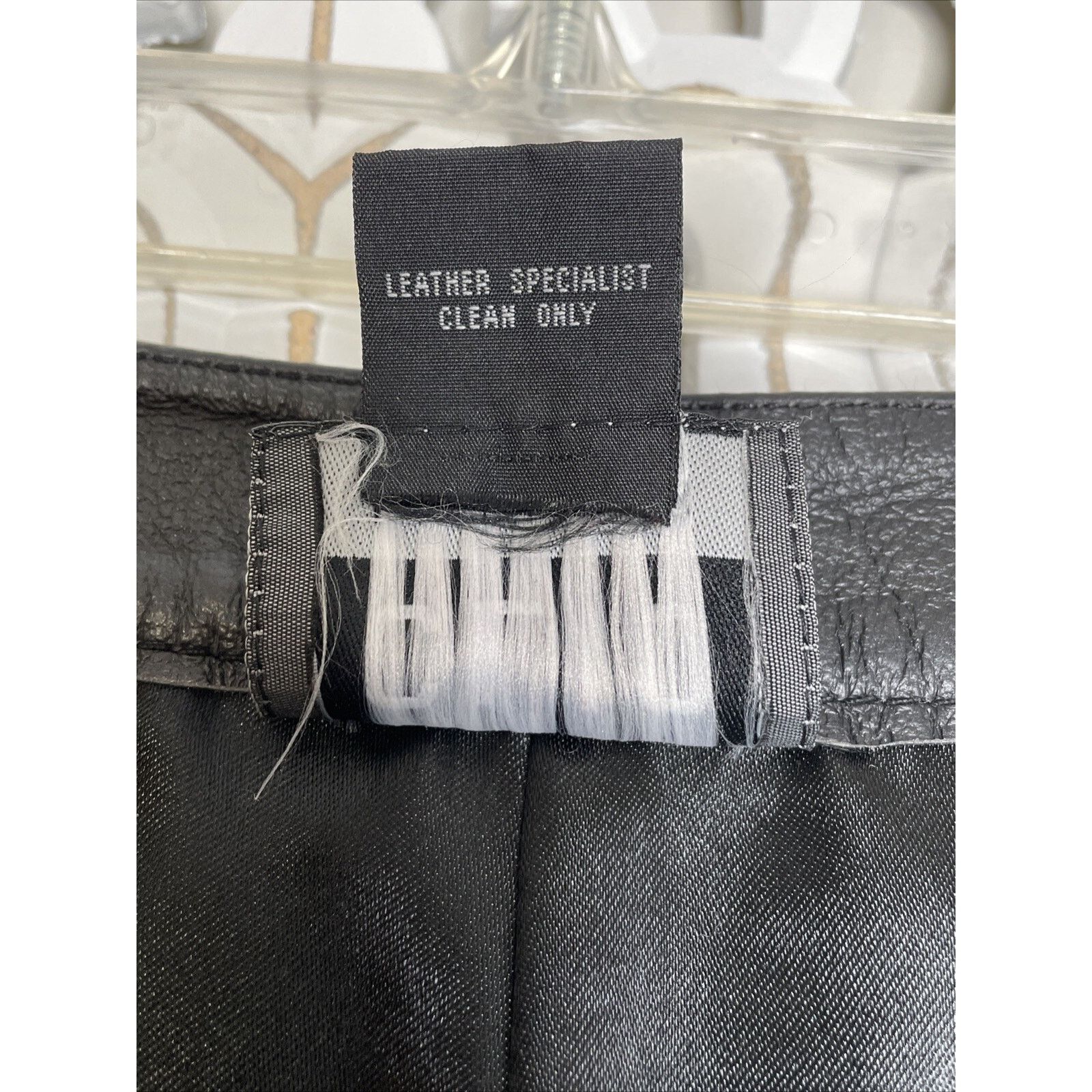 Other CLIO Leather Pants 8 Side Zip & Button Polyester Lined BLACK Size 30" / US 8 / IT 44 - 17 Thumbnail