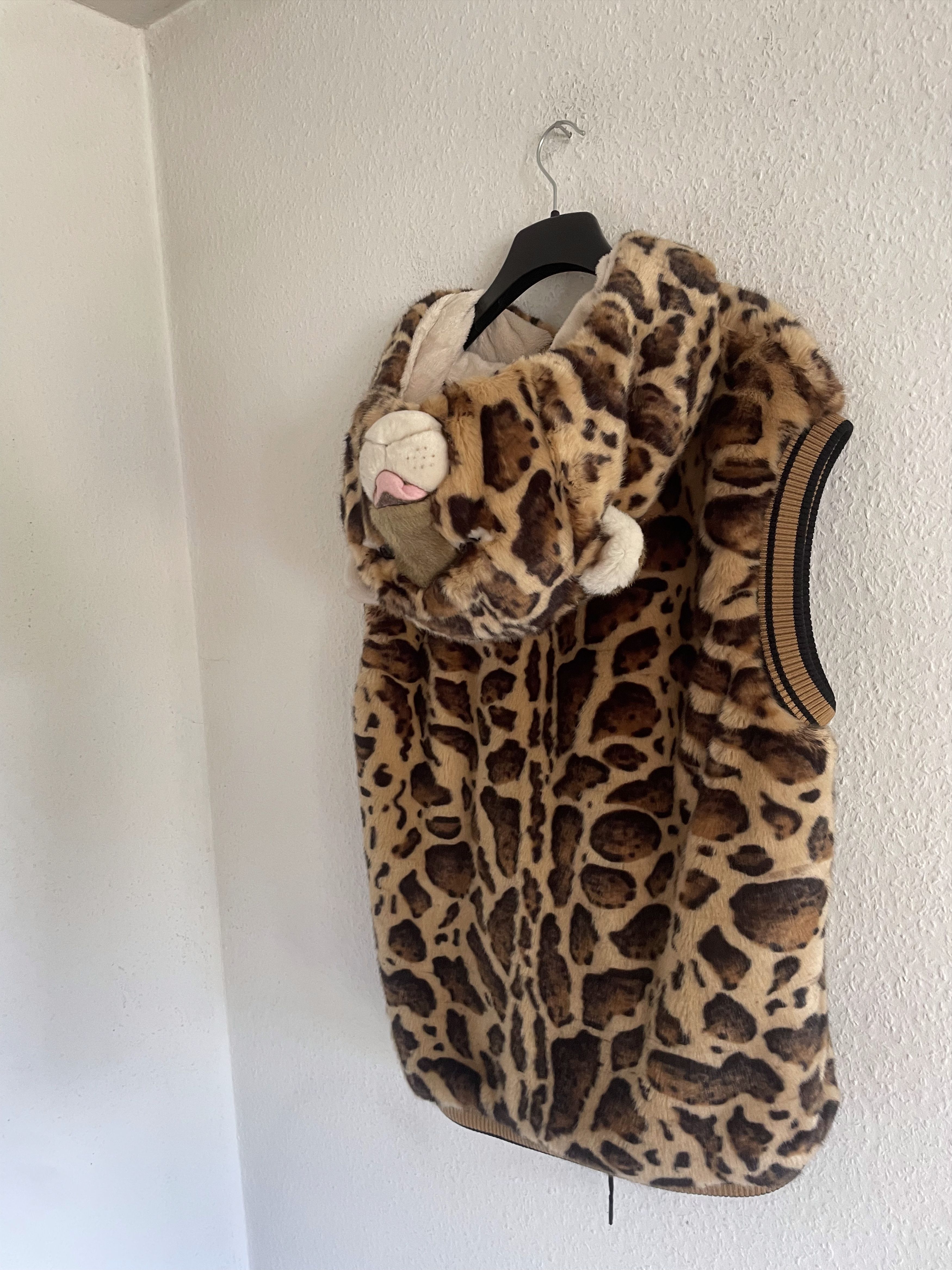 Dolce & Gabbana FW17 Leopard Faux Fur Hooded Vest Size XS / US 0-2 / IT 36-38 - 12 Thumbnail
