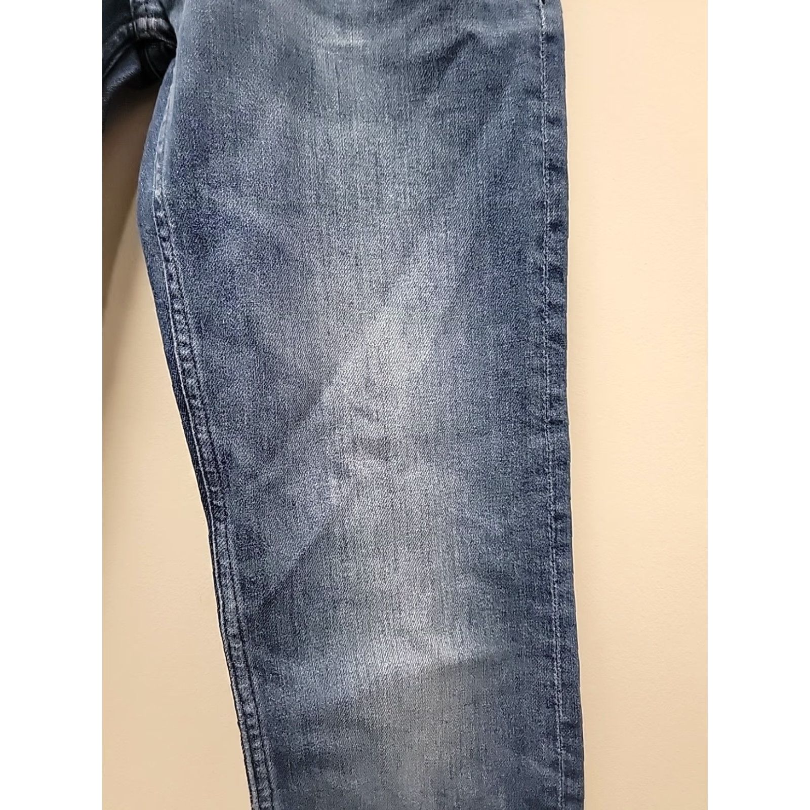 Hugo Boss NWT HUGO BOSS Delaware Slim Jeans Men 30x32 Candiani Denim Blue Slim Fit Straight 32in Inseam Mens Size US 30 / EU 46 - 7 Thumbnail