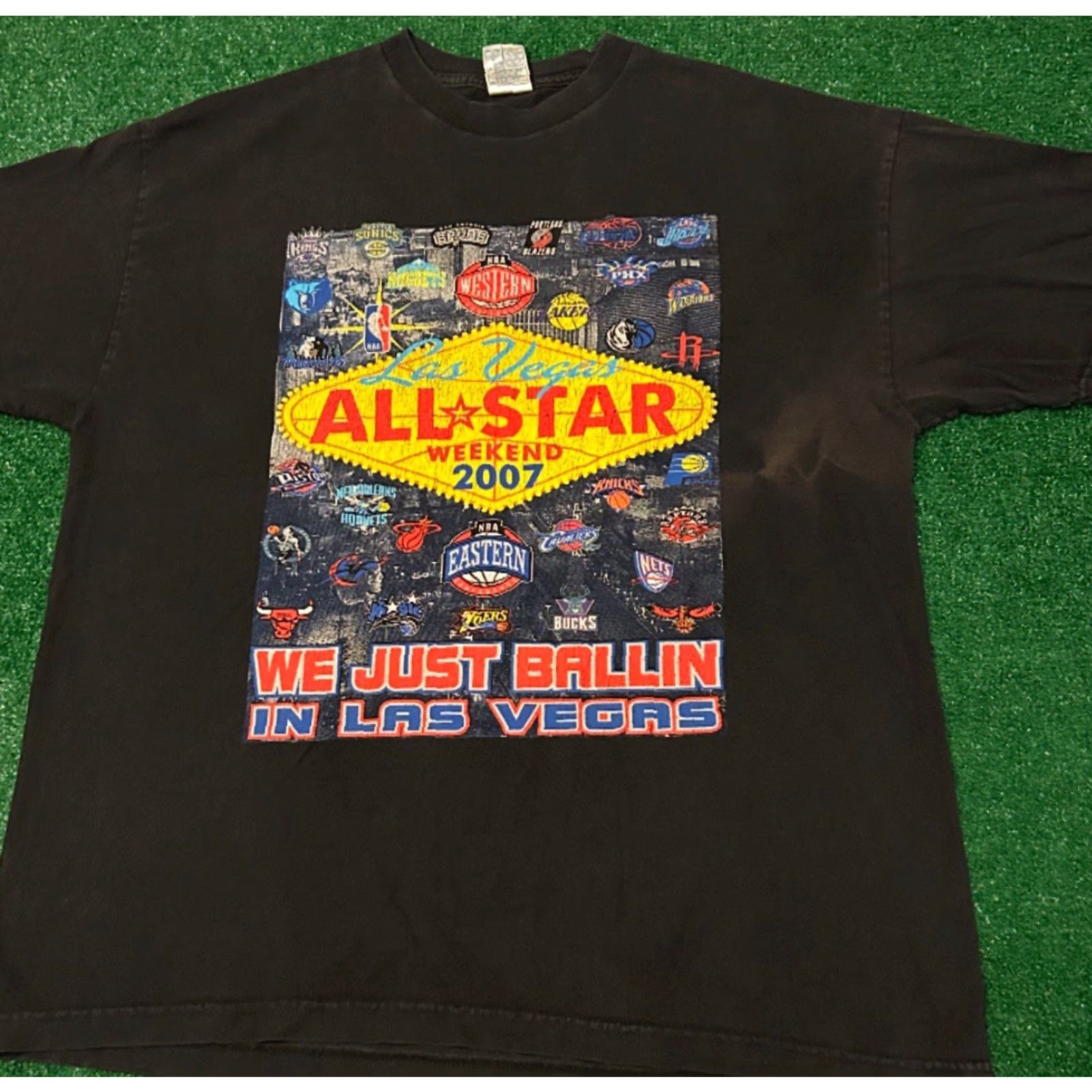NBA VINTAGE NBA ALL STAR Las Vegas 2007 Kobe Lebron Ballin VTG Shirt Mens XL Black Short Sleeve T-Shirt Sports 90s Hip Hop Size US XL / EU 56 / 4 - 5 Thumbnail