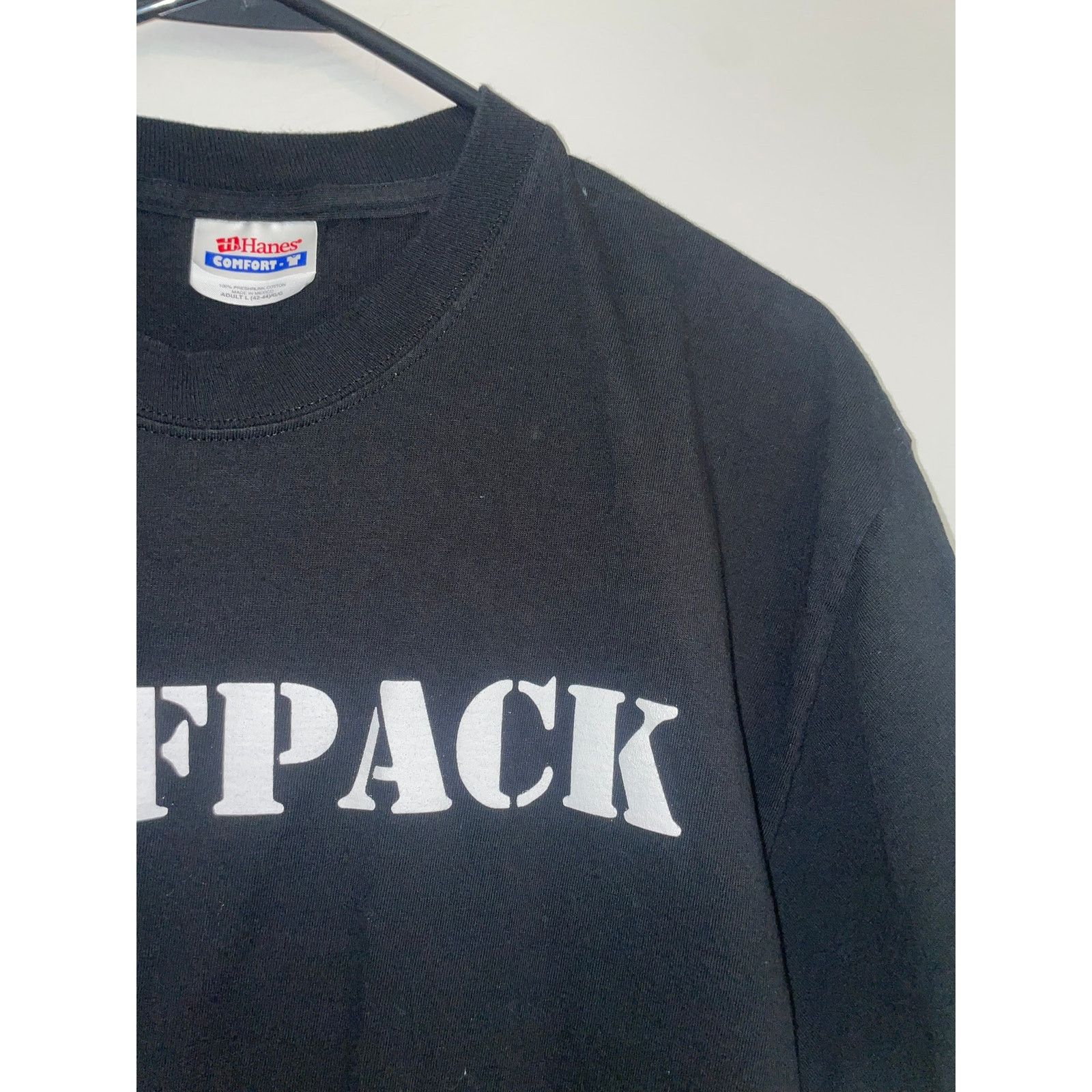 Hanes 90s Wolfpack Strength Of The Wolf Is The Pack Shirt VTG L Size US L / EU 52-54 / 3 - 3 Thumbnail