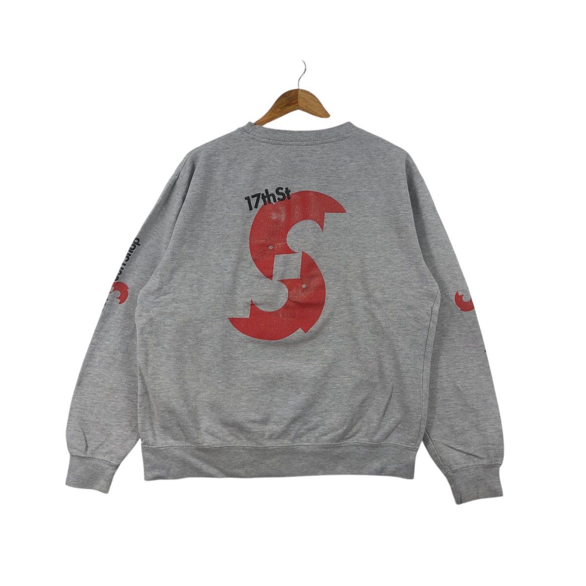 Vintage Vintage 17th Street Surf Shop Sweatshirt Big Logo Surfing Size US L / EU 52-54 / 3 - 5 Thumbnail