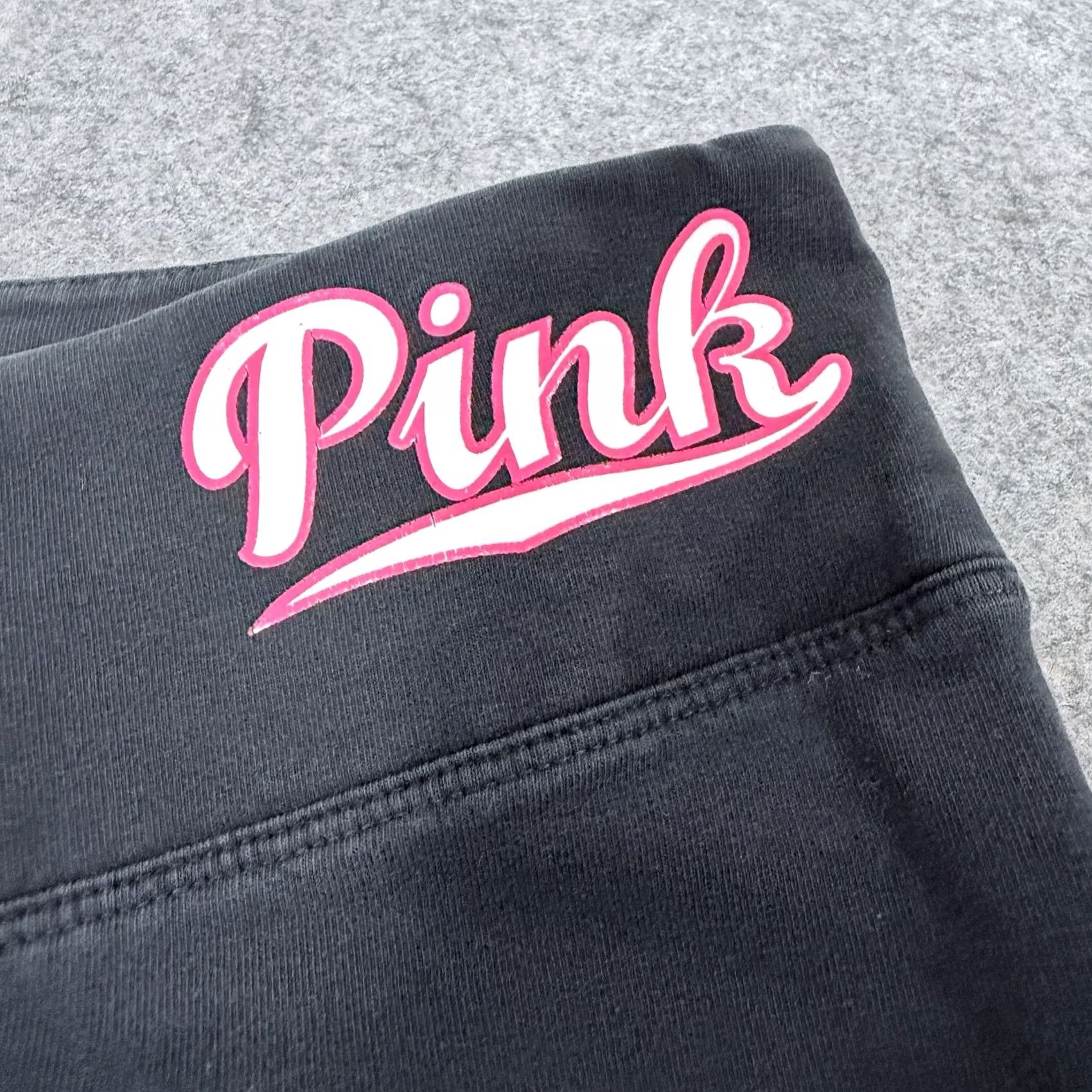Victoria's Secret Victoria's Secret PINK Logo Legging Women's M Black Size 32" / US 10 / IT 46 - 3 Thumbnail