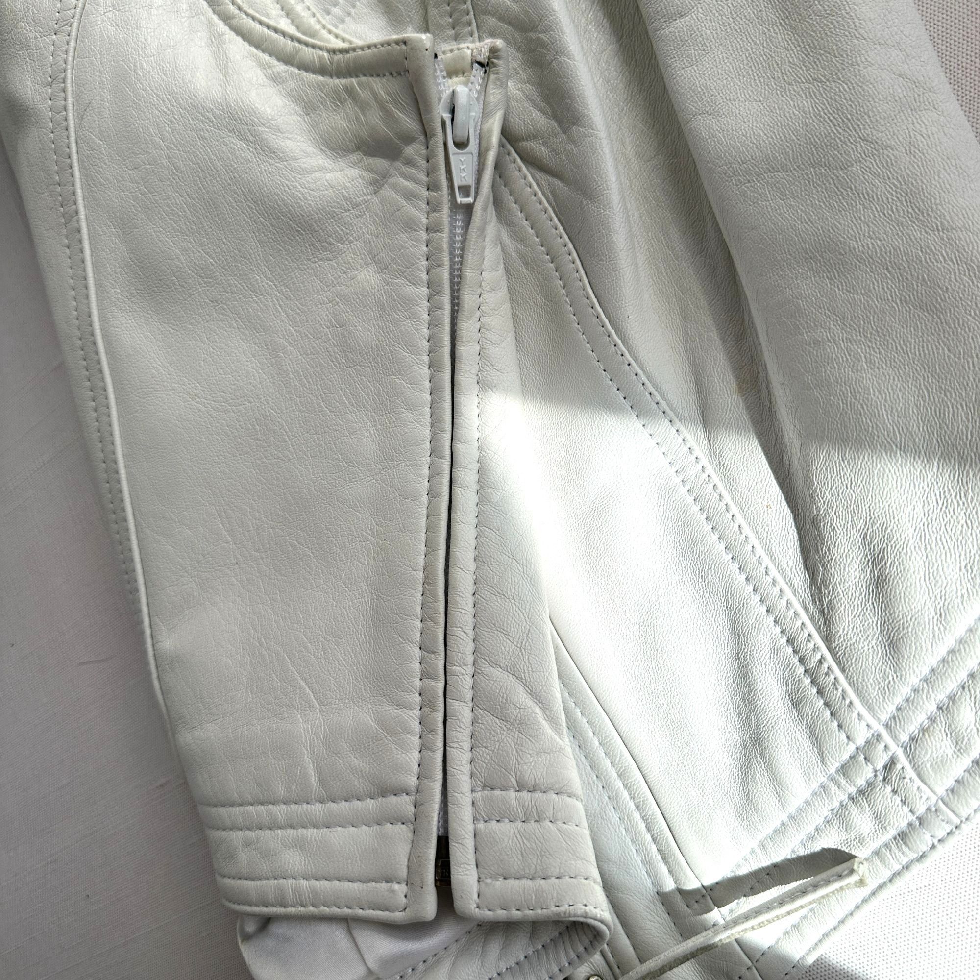Tannery West Tannery West White Leather Lace Up Vest 1990s Size L / US 10 / IT 46 - 8 Thumbnail