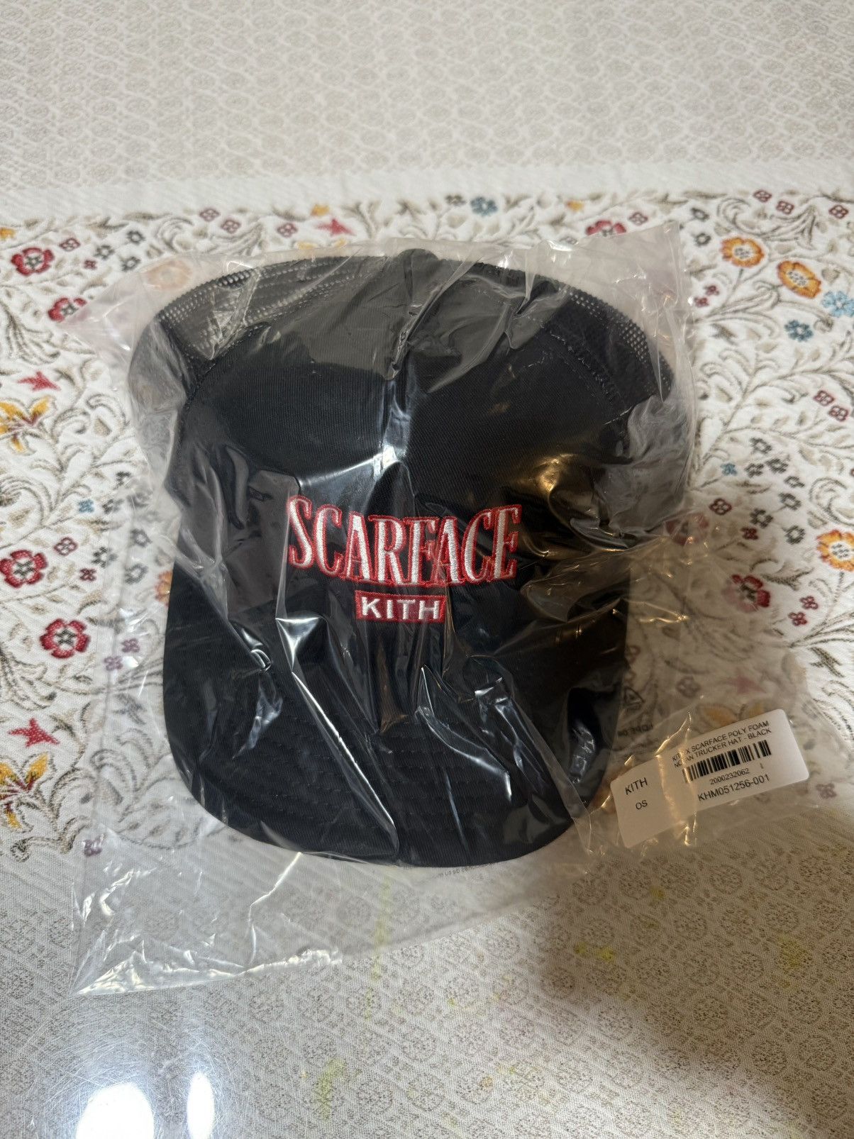Kith Kith for Scarface Poly Foam Nolan Trucker Hat Black SnapBack Size ONE SIZE - 6 Thumbnail