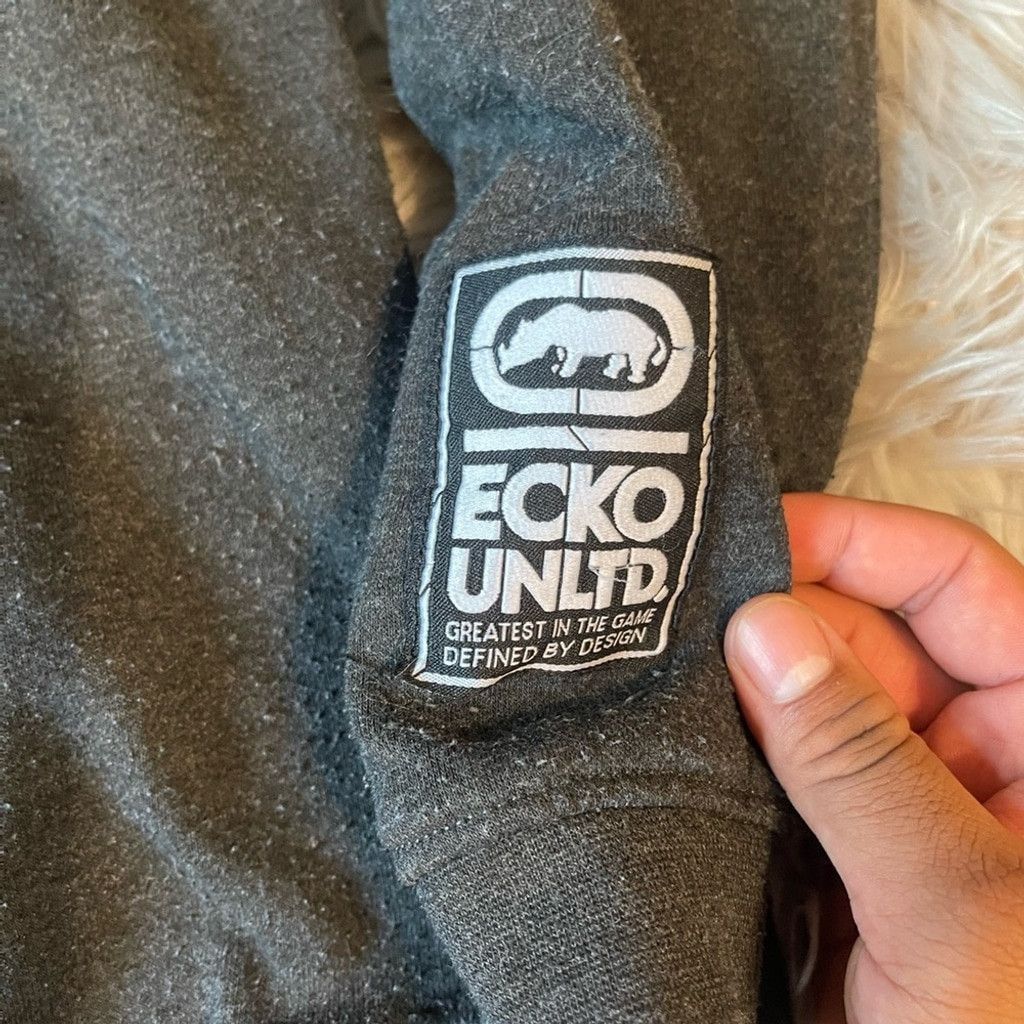 Ecko Unltd. Ecko Unlimited Black Graphic Hoodie size Xl(small pit hole) Size US XL / EU 56 / 4 - 5 Thumbnail
