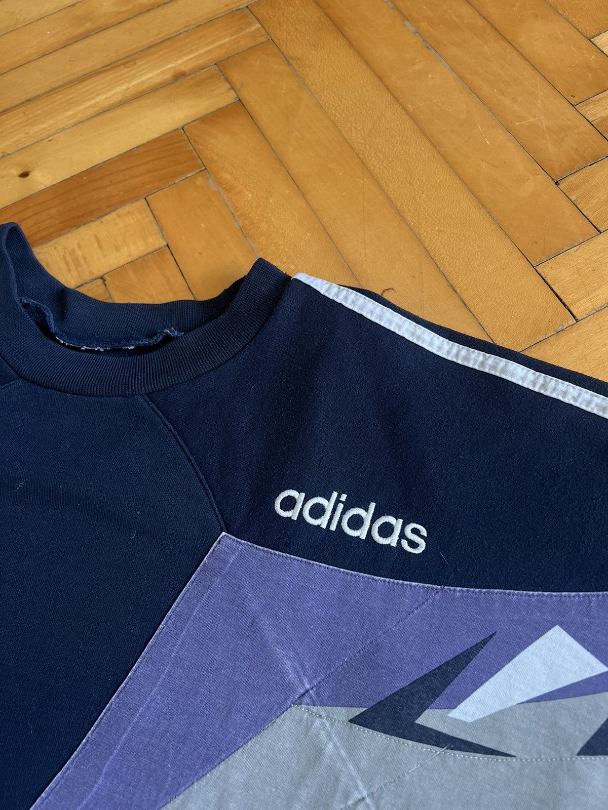 Adidas × Vintage Adidas Colour Block Embroidered Spell Out Sweatshirt Size US L / EU 52-54 / 3 - 4 Thumbnail