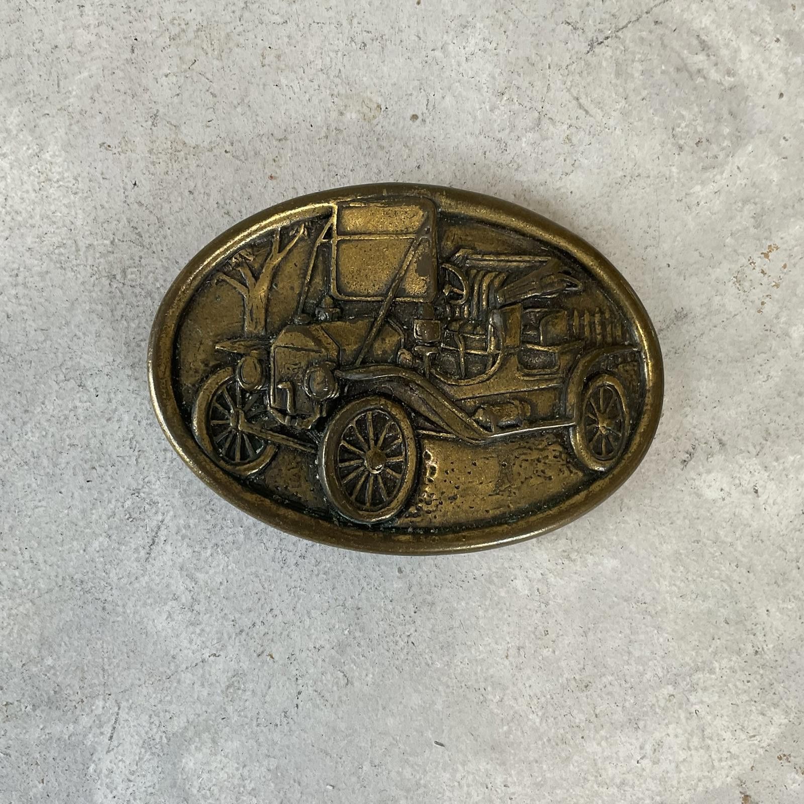 Vintage vintage avon antique car brass oval belt buckle model t Size ONE SIZE - 1 Thumbnail