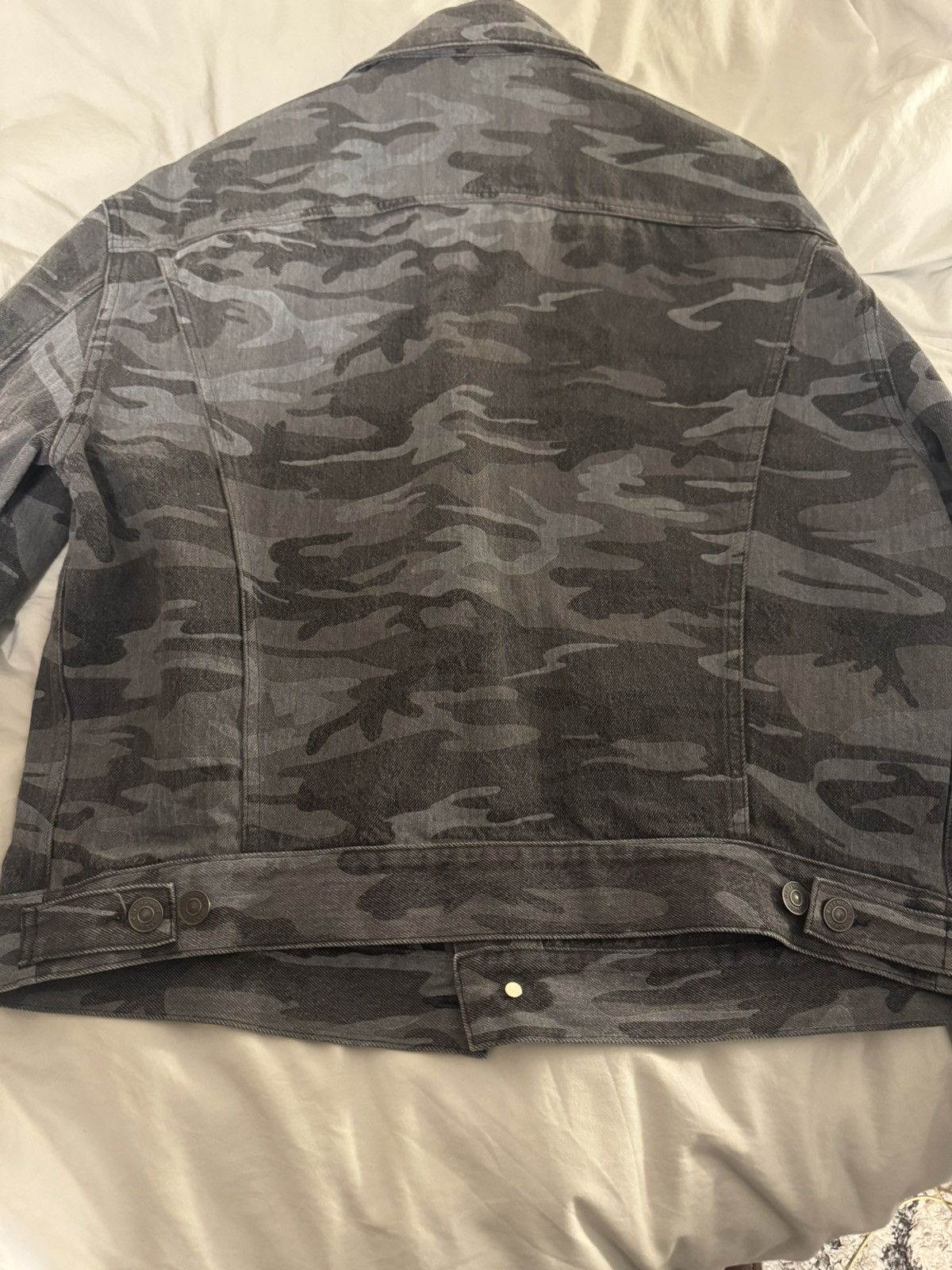 Balenciaga Camo denim jacket (made in Italy) Size US S / EU 44-46 / 1 - 5 Thumbnail