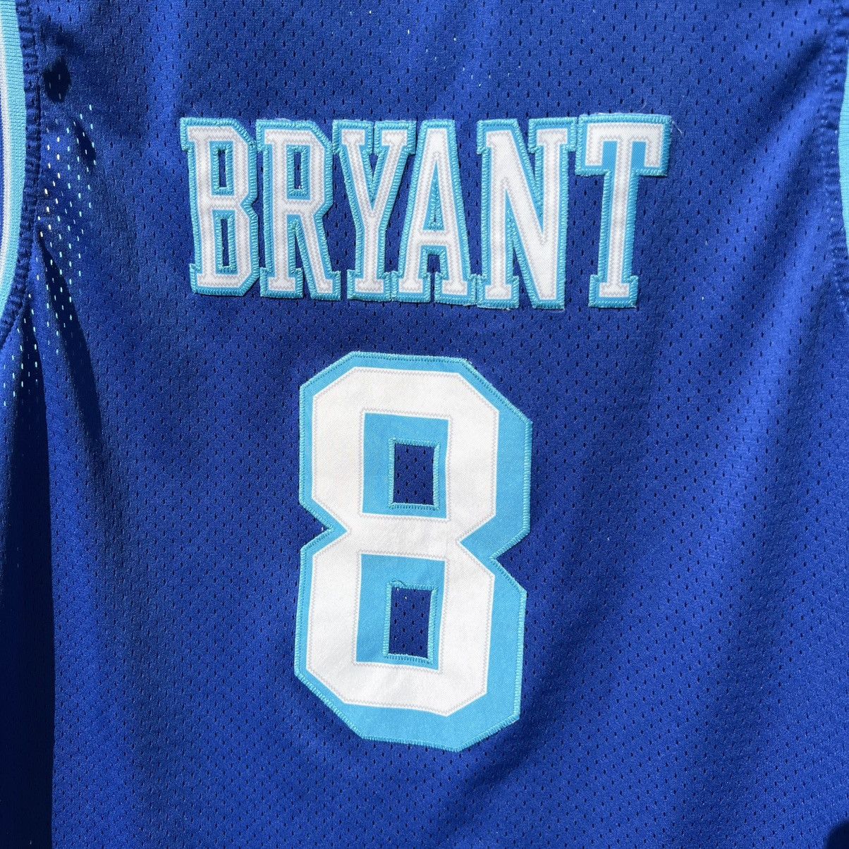 NBA Kobe Bryant Royal Hardwood Classics basketball Jersey Size US L / EU 52-54 / 3 - 7 Thumbnail