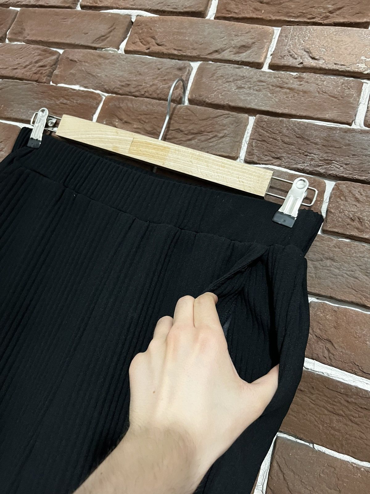 Japanese Brand Rare Vintage Y2k Casual Black Light Pant Issey Miyake Vibe Size US 34 / EU 50 - 9 Thumbnail