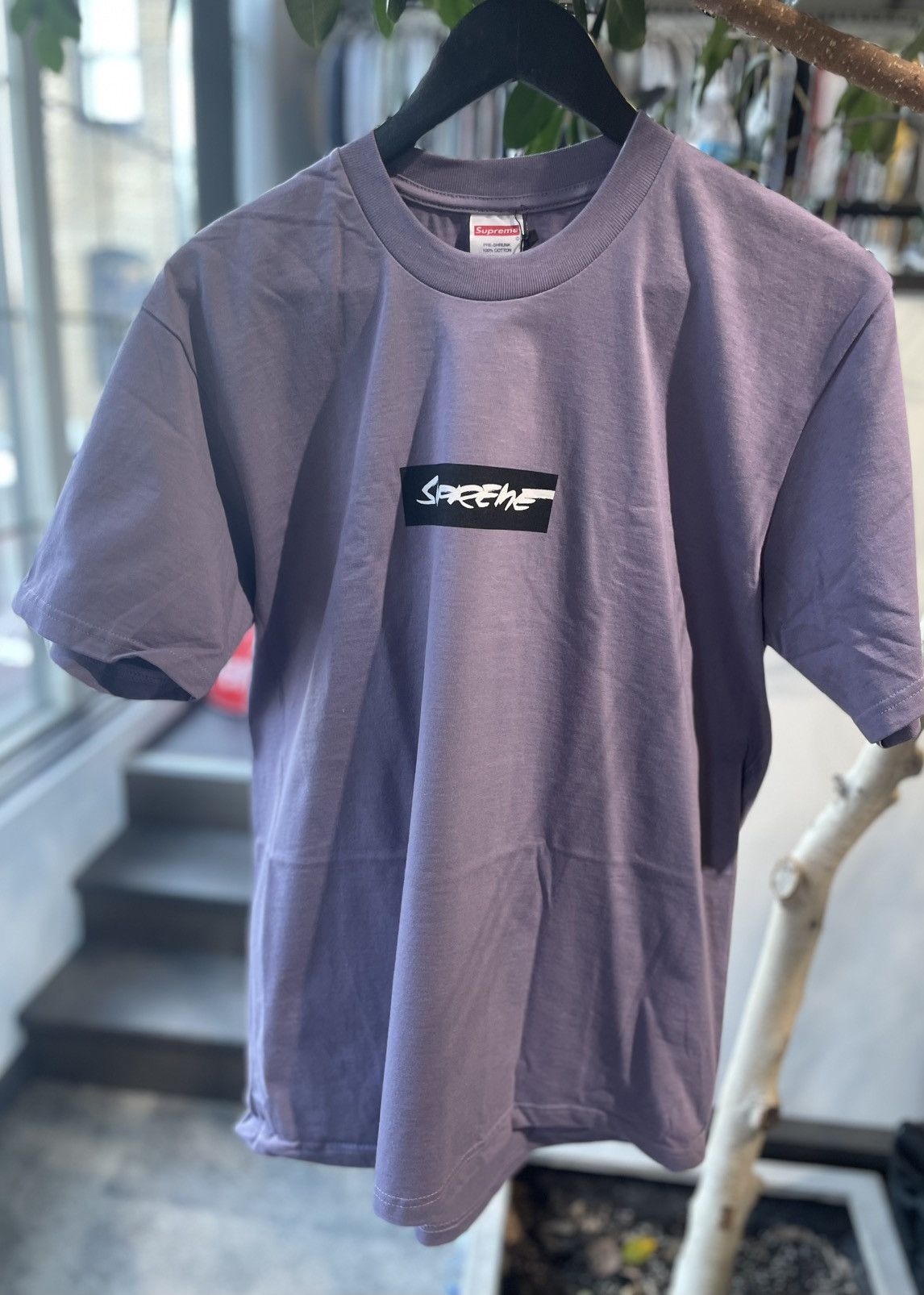 Supreme 2024 Supreme Futura Box Logo Tee Size US M / EU 48-50 / 2 - 3 Thumbnail