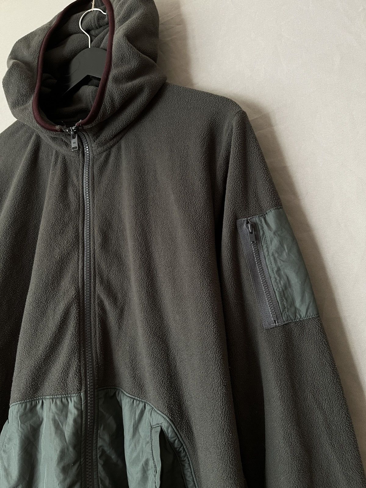 Jun Takahashi Undercover x UU uniqlo Fleece Hooded Jacket Size US L / EU 52-54 / 3 - 7 Thumbnail
